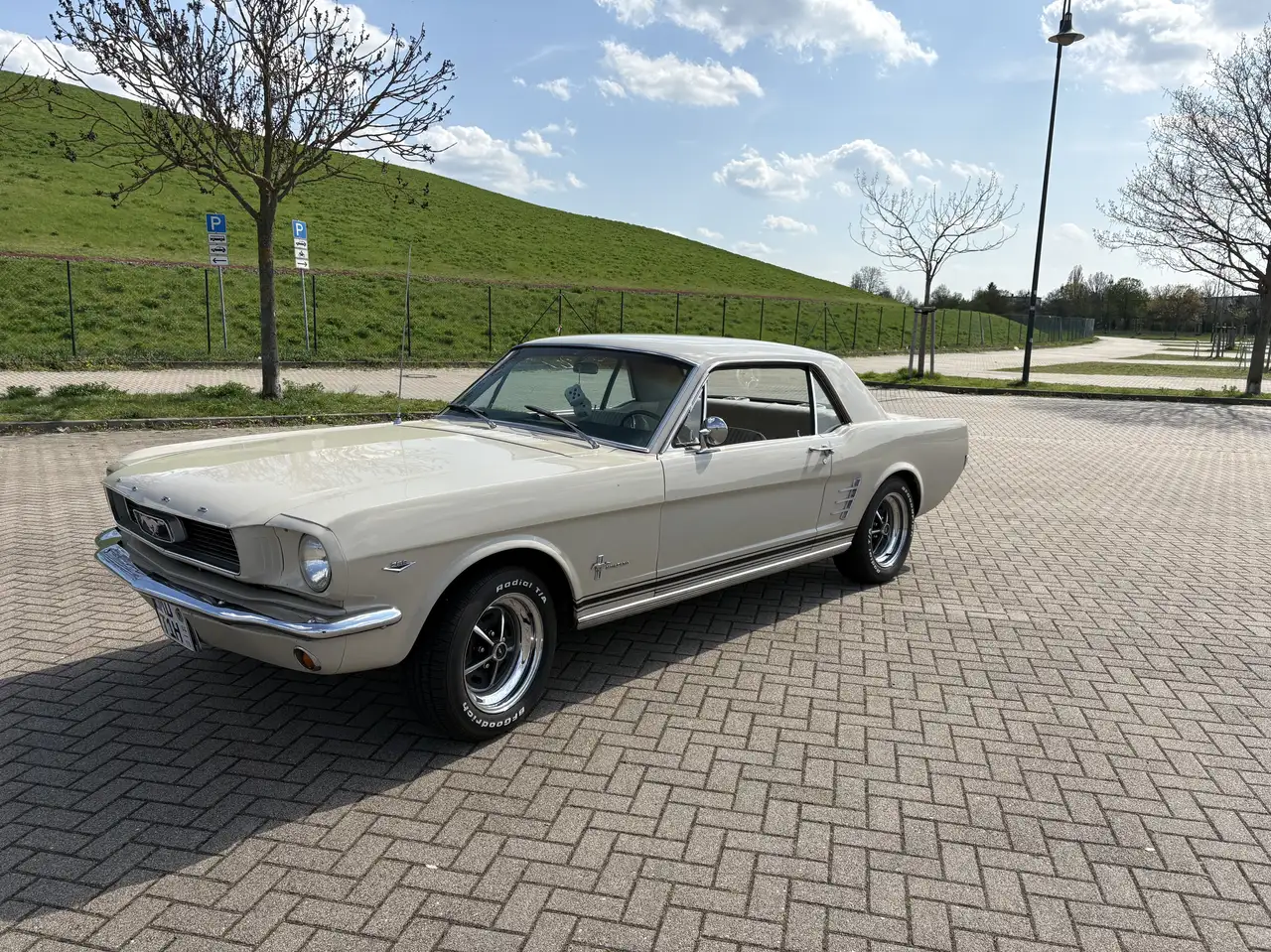 Ford Mustang, foto 3