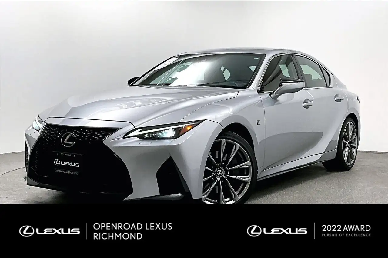 2021 Lexus IS