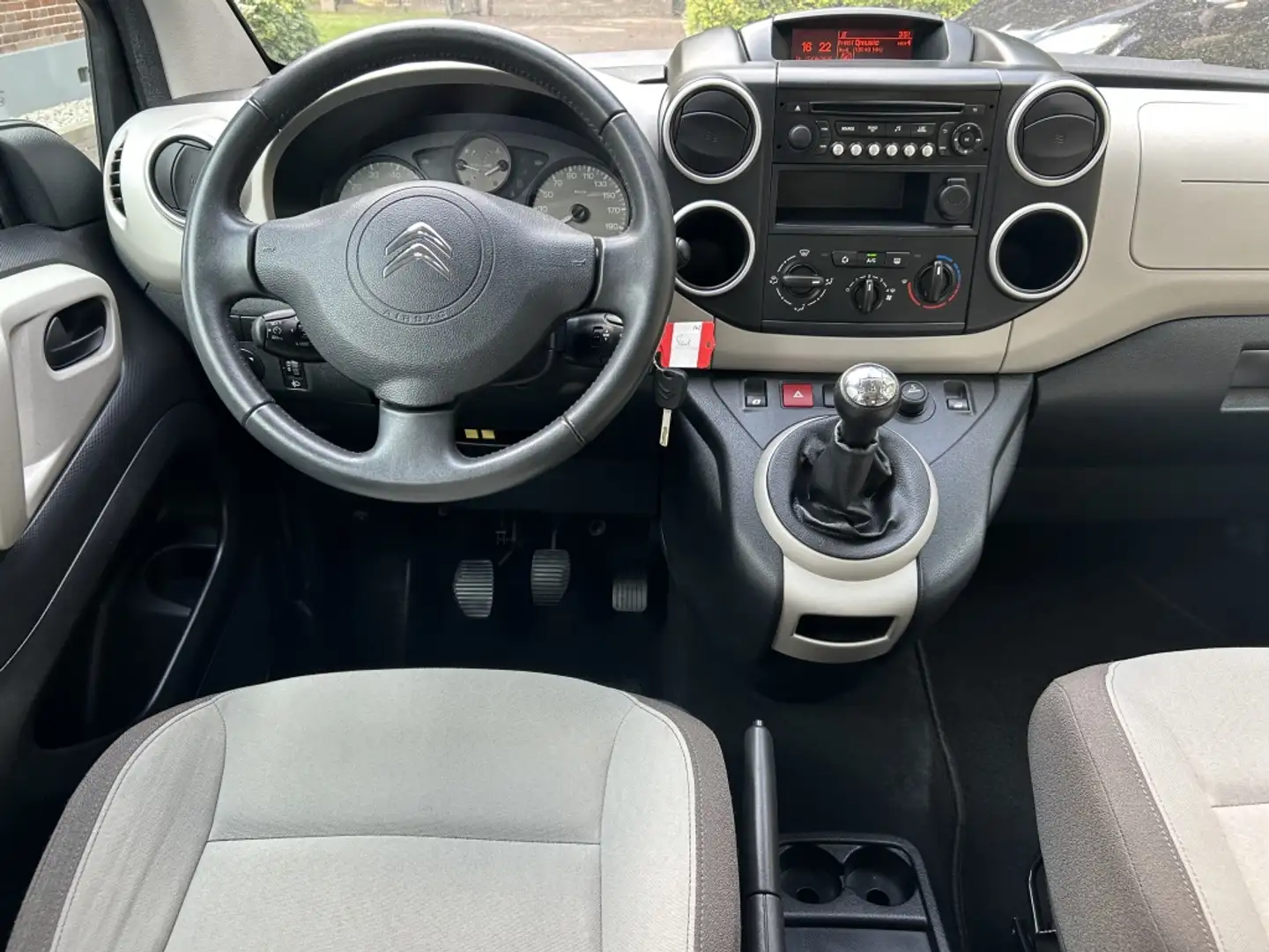 Citroen Berlingo 1.6 VTi Collection Airco, Cruise, PDC Zwart - 2