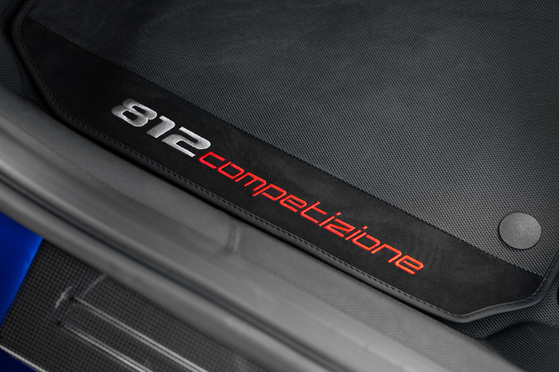 Ferrari 812 Competizione - Blu Elettrico - 1 of 999 — photo 6