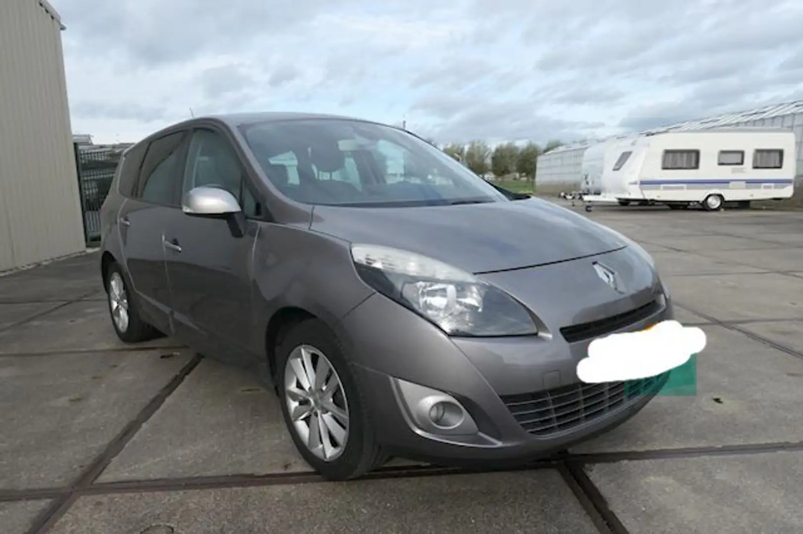 Renault Grand Scenic Grand Scenic TCe 130 Dynamique Šedá - 2