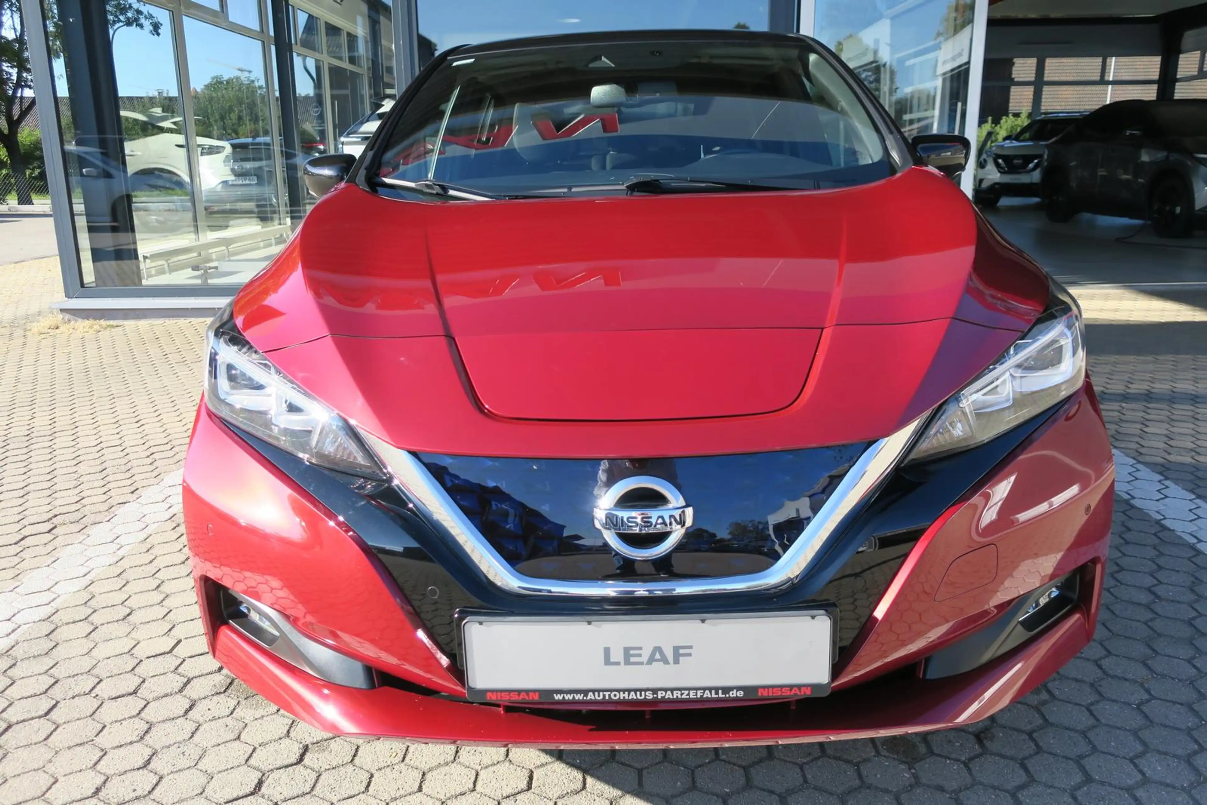 Nissan Leaf 40kWh N-CONNECTA NAVI LED AVM SHZ ProPilot — photo 4