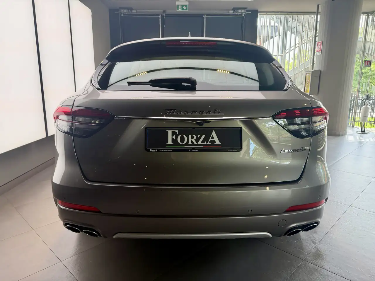 Maserati Levante 2021 — фото 14