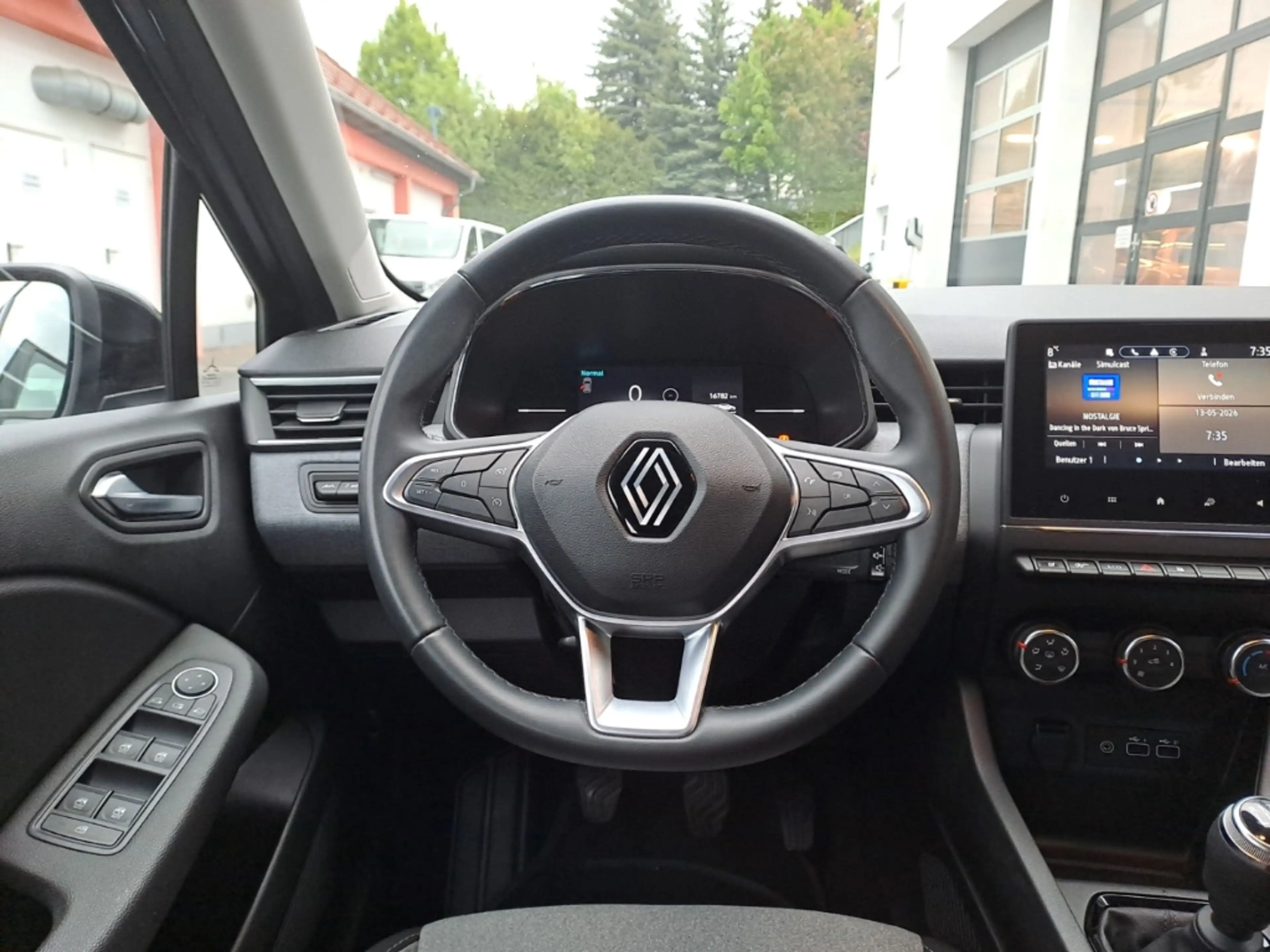 Renault Clio EVOLUTION TCe 90 Evolution KLIMA+SHZ+PDC+USB+LED+D — photo 15