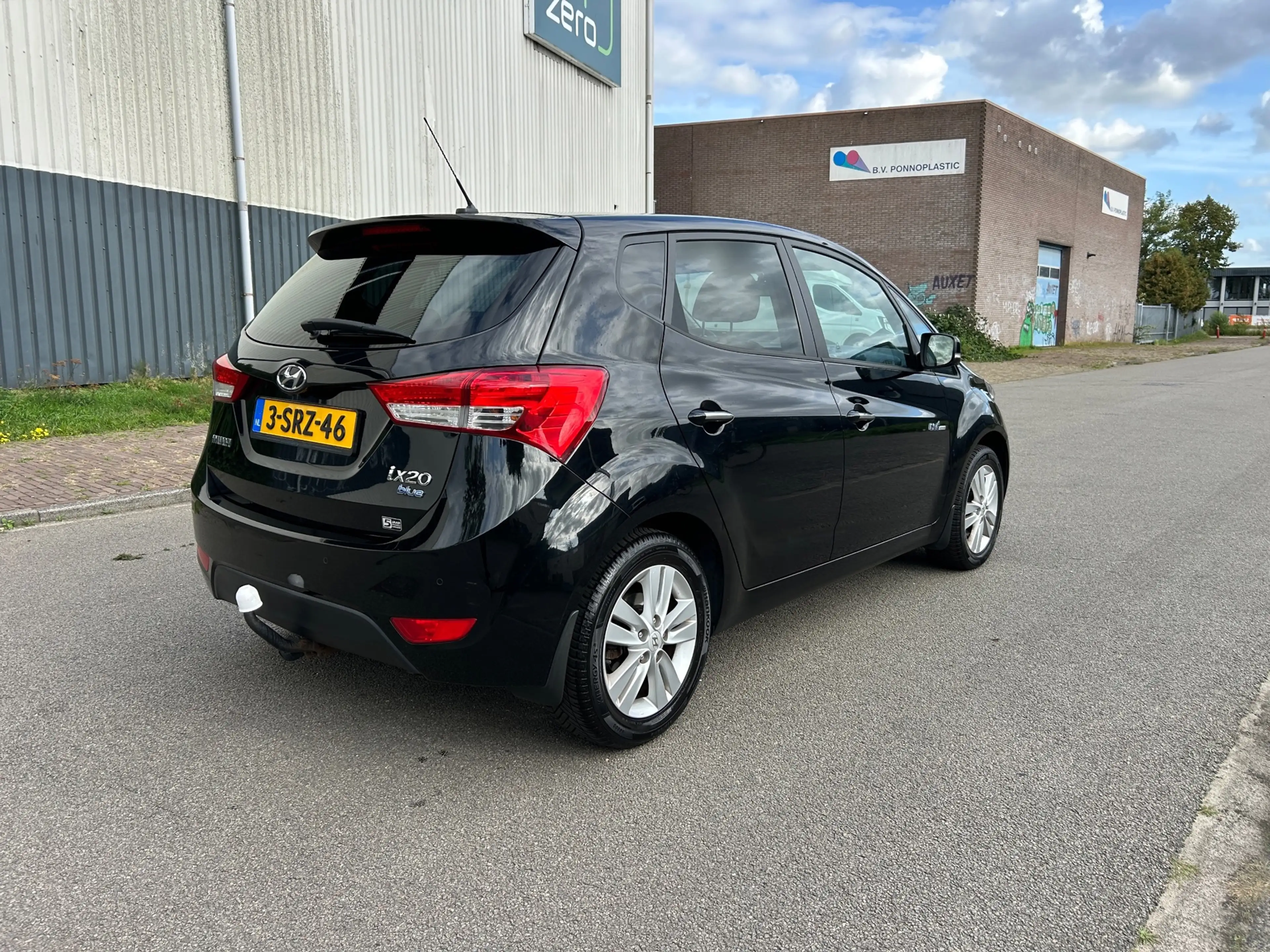 Hyundai iX20 1.4i i-Magine — photo 5