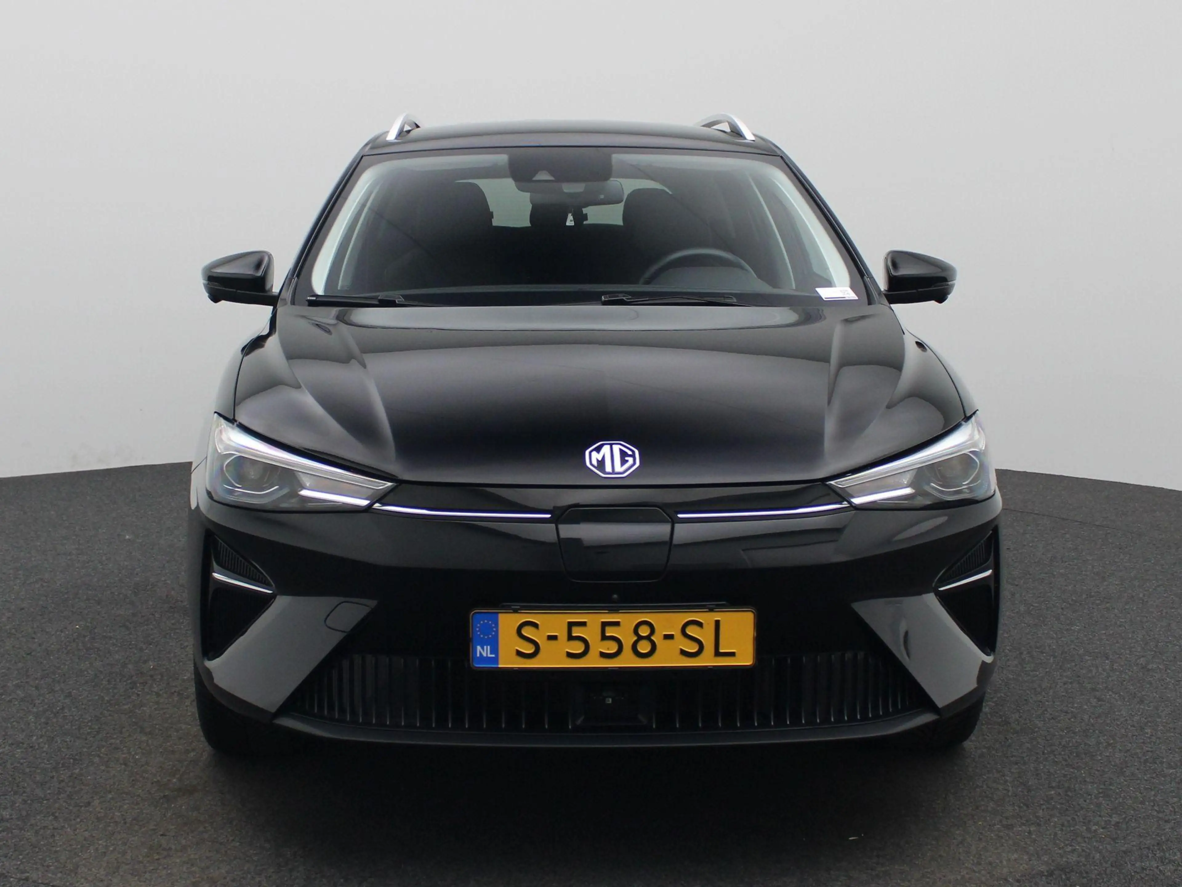 MG MG5 Long Range Luxury 61 kWh — photo 3