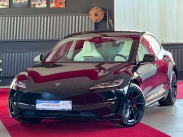 Facelift Performance Dual AWD Steuer