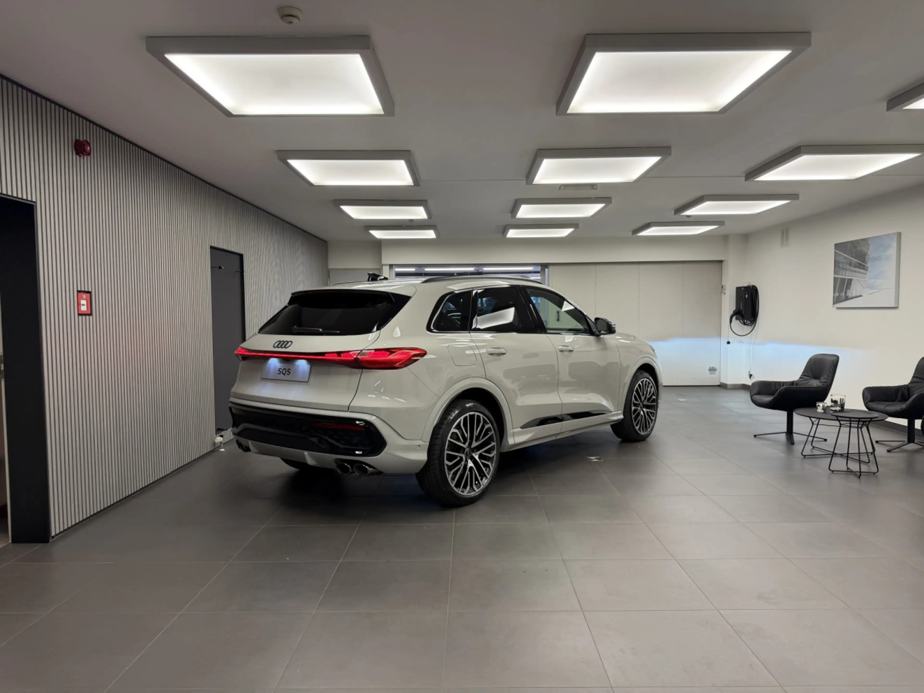 Audi SQ5 SUV 367 CH / 270 kW TFSI quattro S tronic — photo 8