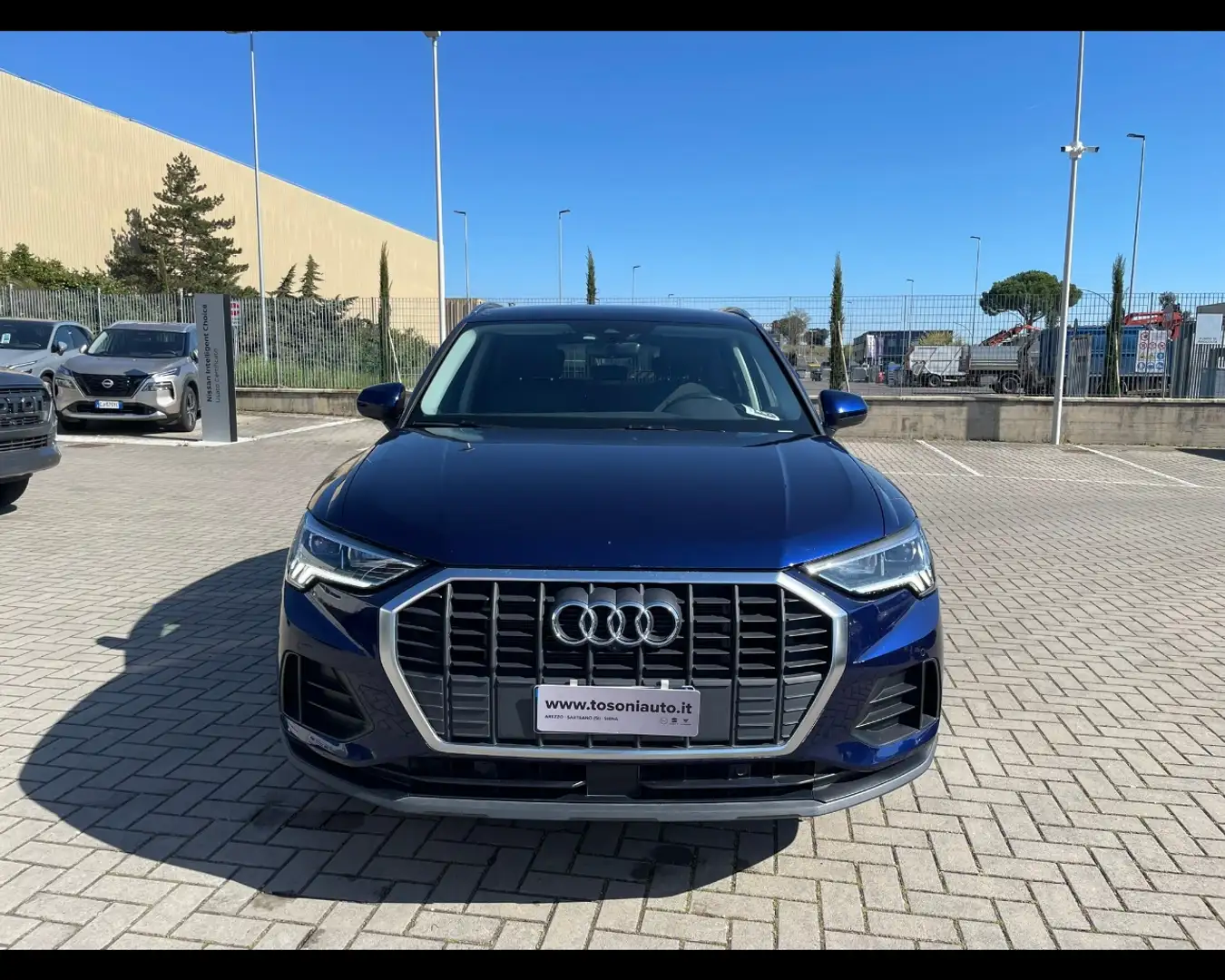 Audi Q3 45 1.4 tfsi e Business s-tronic Blu/Azzurro - 2