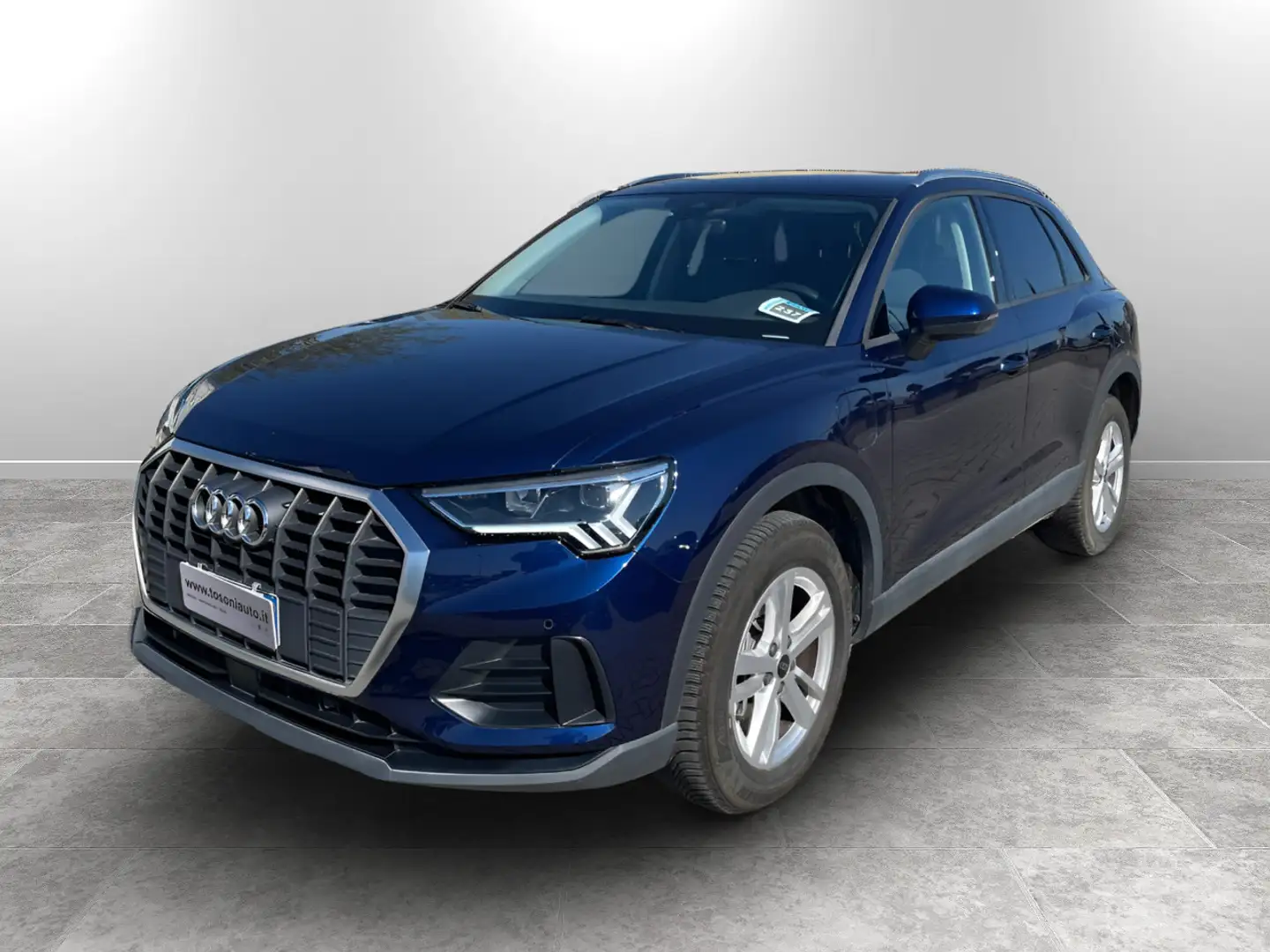 Audi Q3 45 1.4 tfsi e Business s-tronic Blu/Azzurro - 1