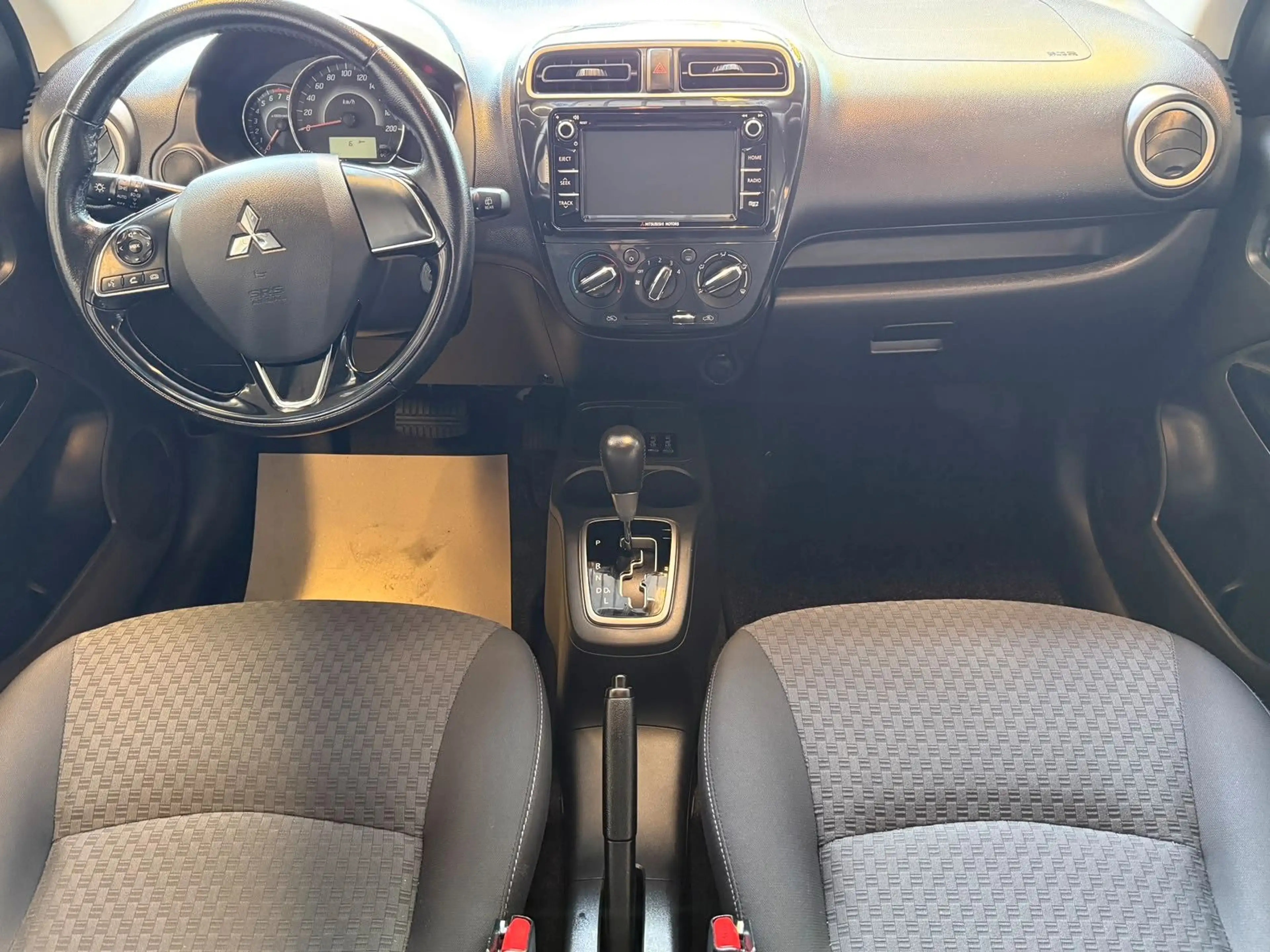 Mitsubishi Space Star Intro Edition+ Automatik / 1. Hand — photo 15