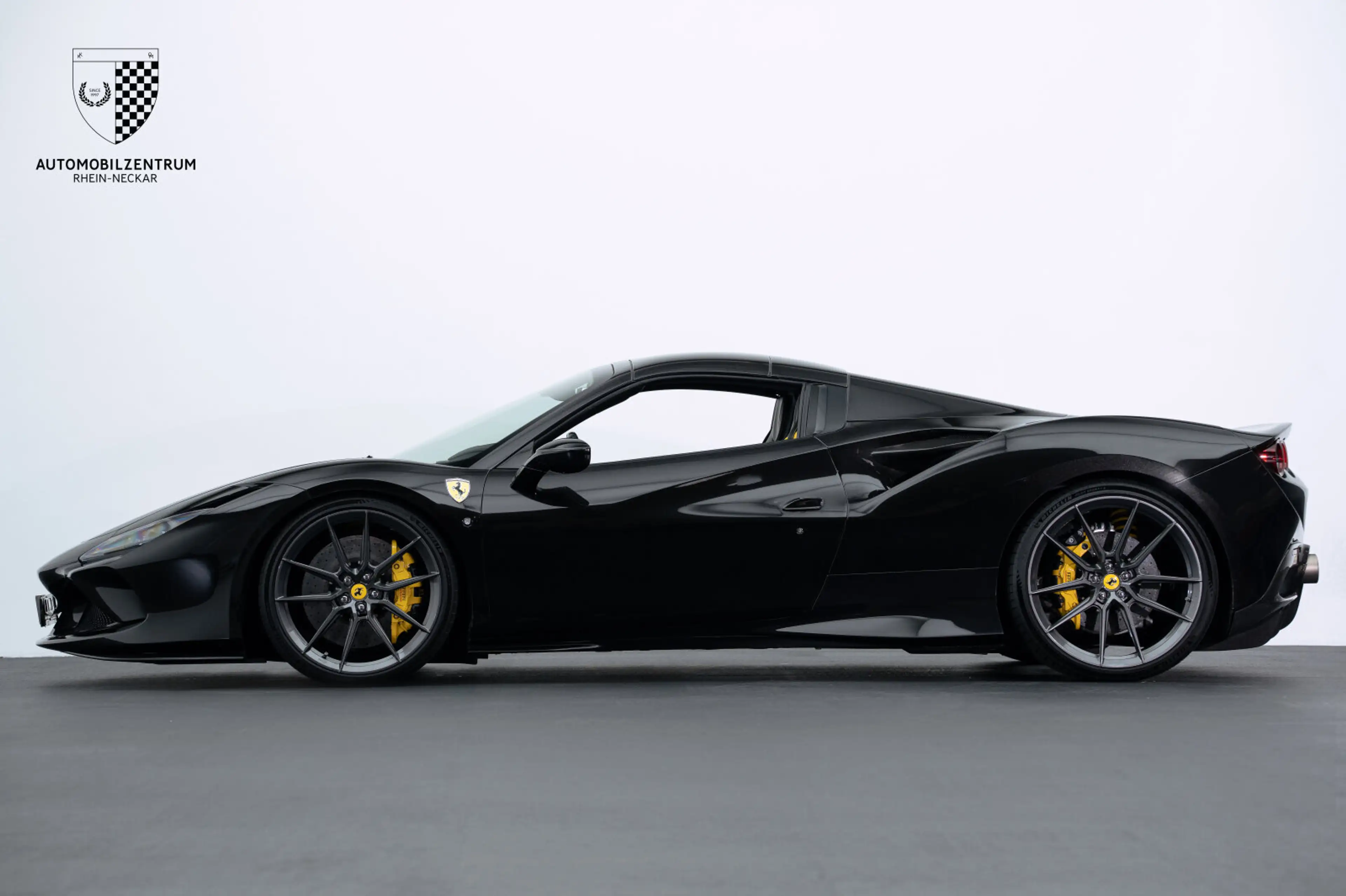 Ferrari F8 Spider F8 Spider Novitec/Passenger/Daytona/Lift/FullPPF — photo 4