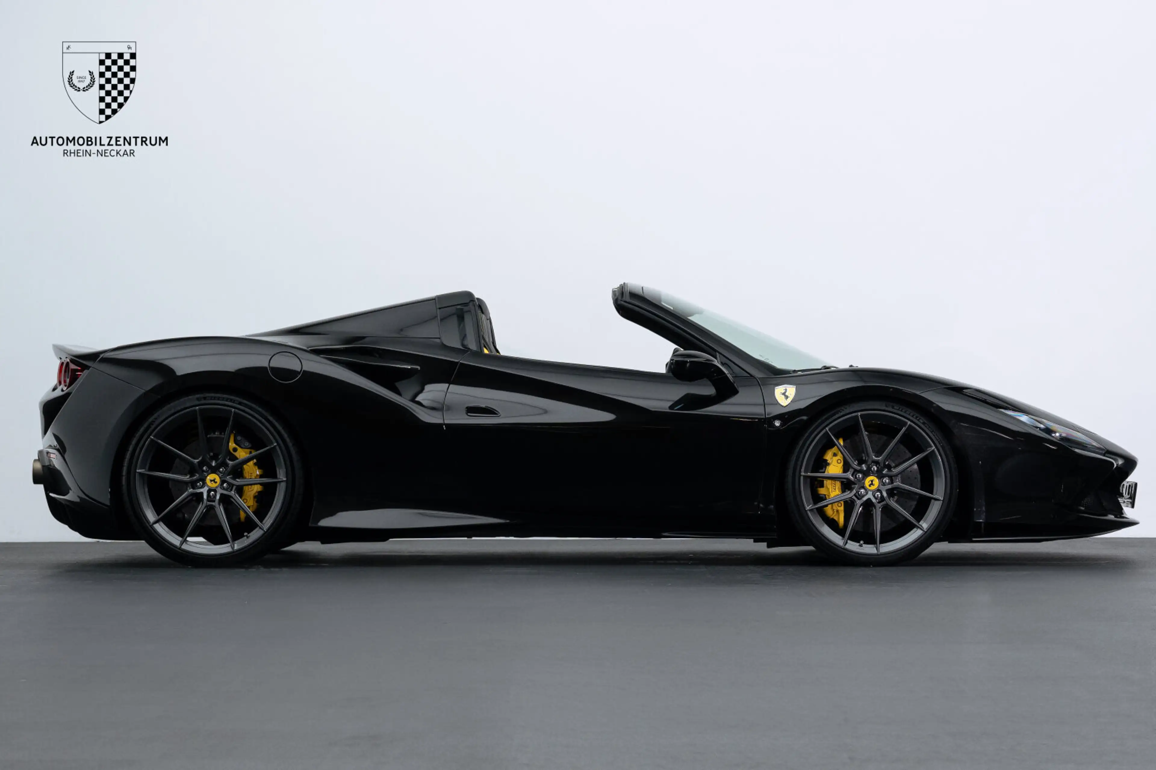 Ferrari F8 Spider F8 Spider Novitec/Passenger/Daytona/Lift/FullPPF — photo 8