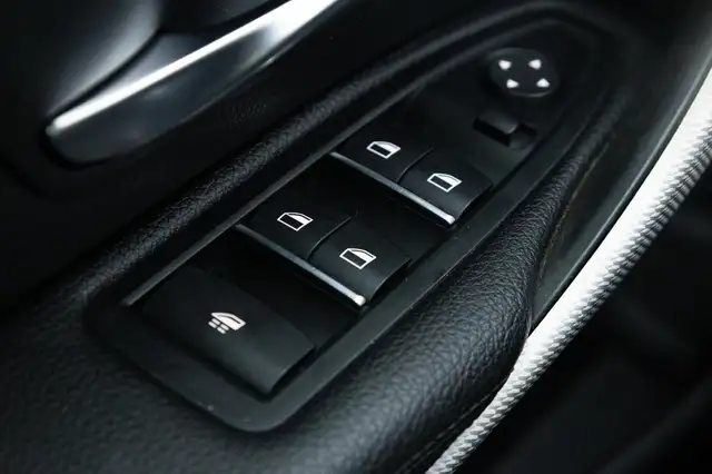 BMW 4 Series view 26