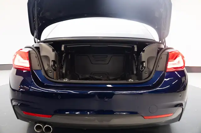 BMW 4 Series view 24