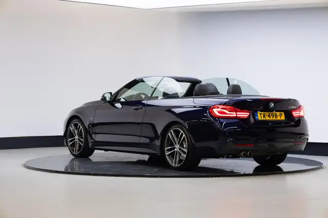 BMW 4 Series view 3
