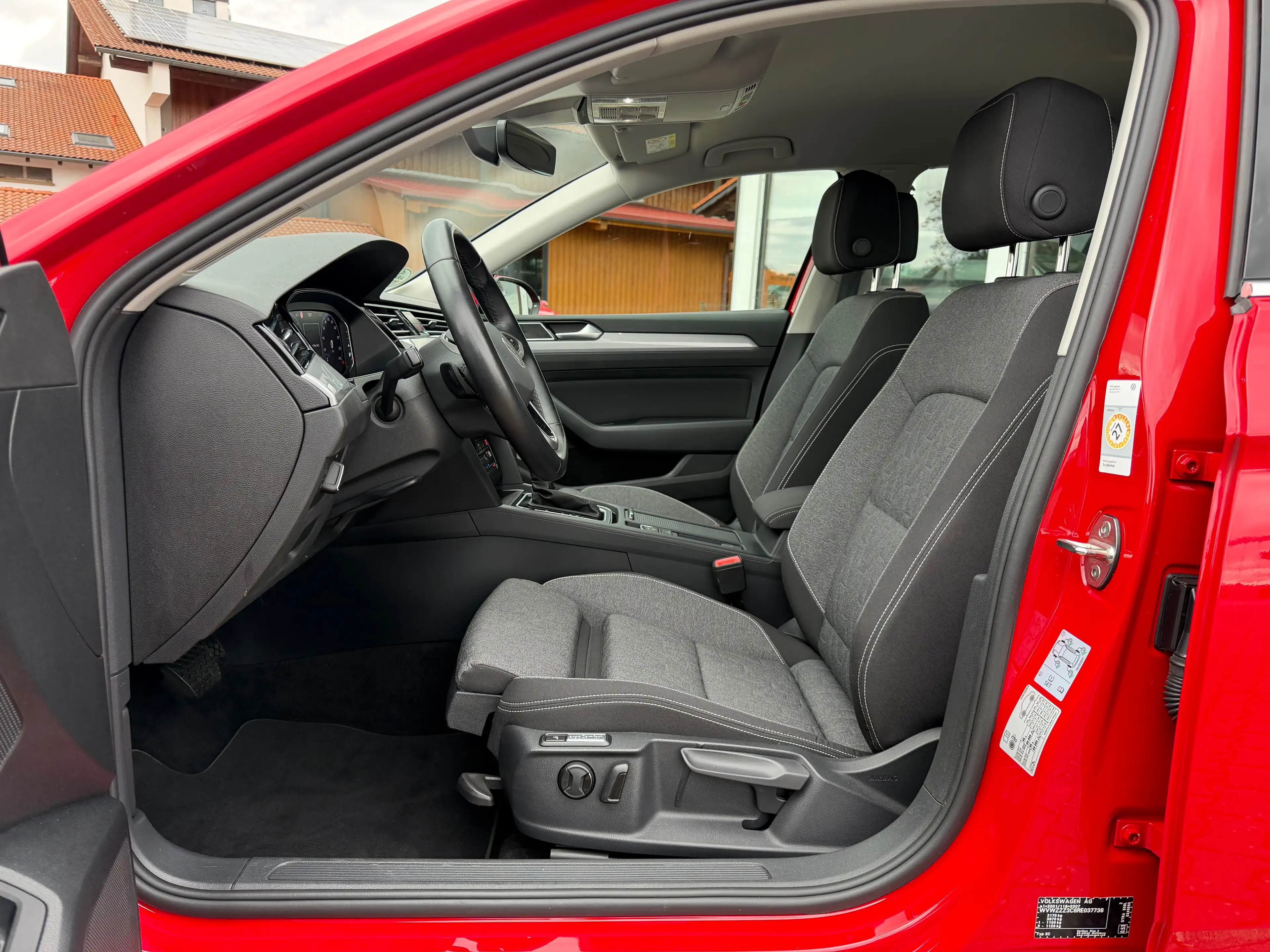 Volkswagen Passat Variant Business Massage RearView VZE ACC APP Virtual Digi — photo 14