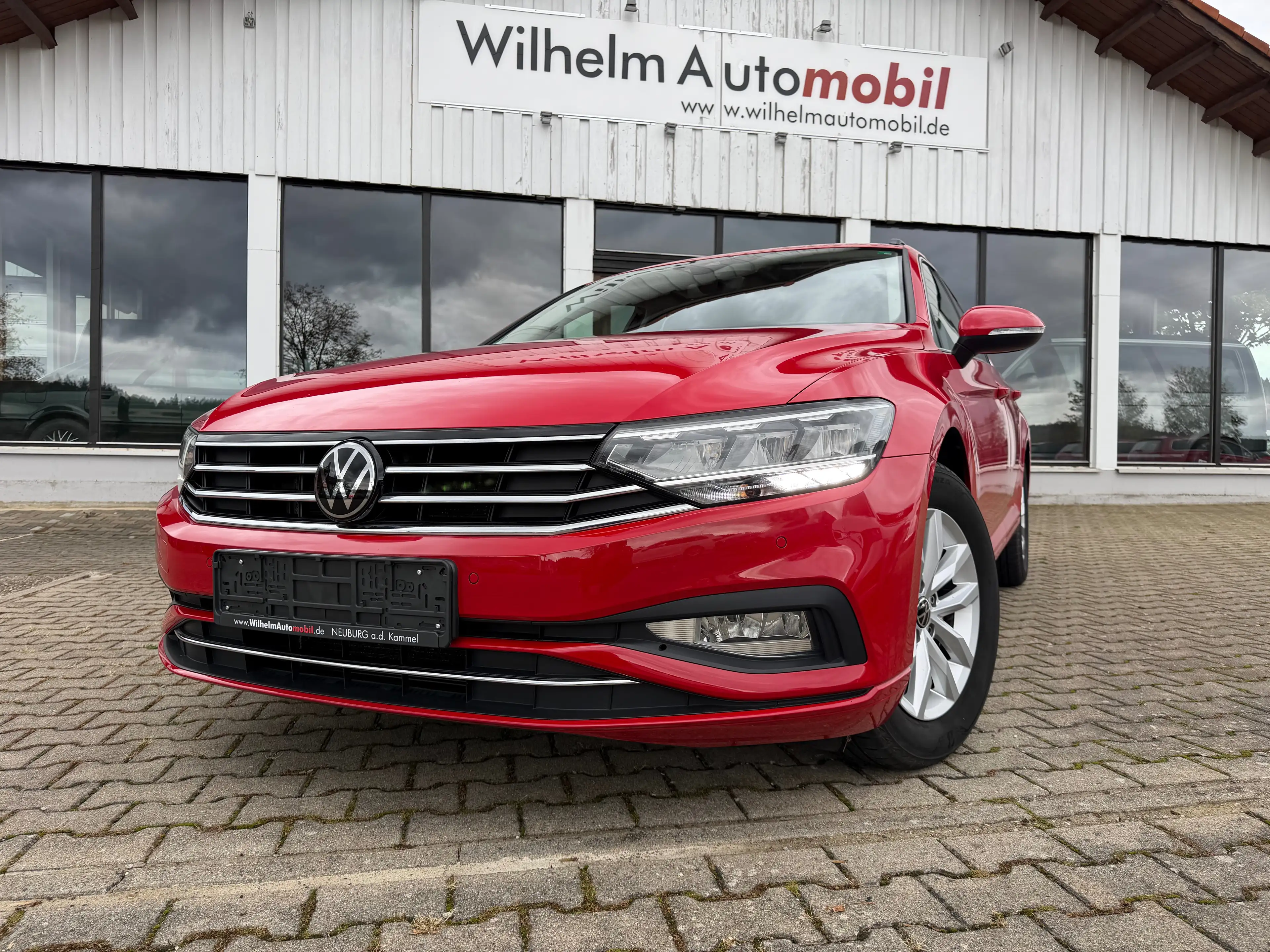 Volkswagen Passat Variant Business Massage RearView VZE ACC APP Virtual Digi