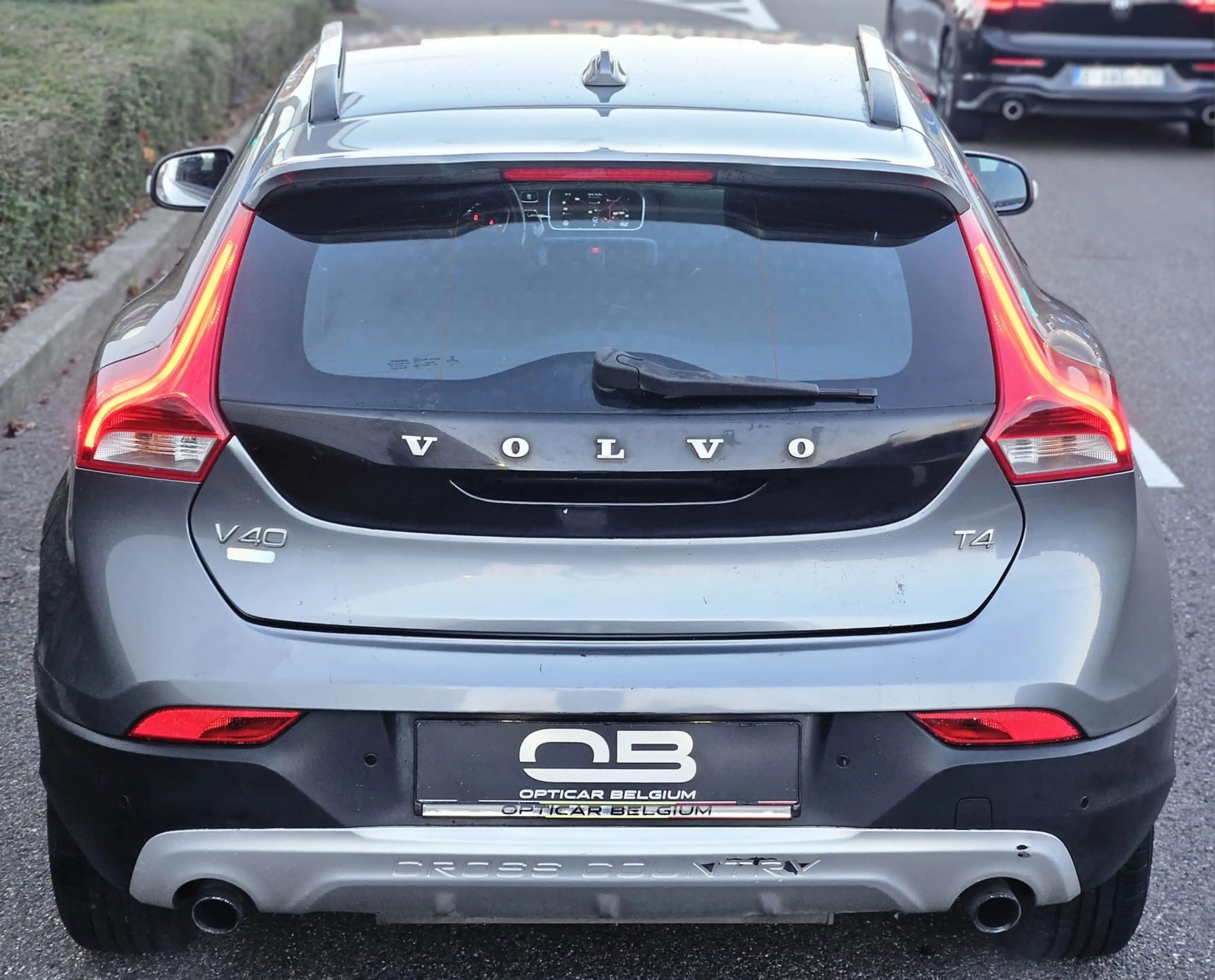 Volvo V40 Cross Country ** 1.6 T4 - Sport - 1 owner - Carpass - Garantie * — photo 4