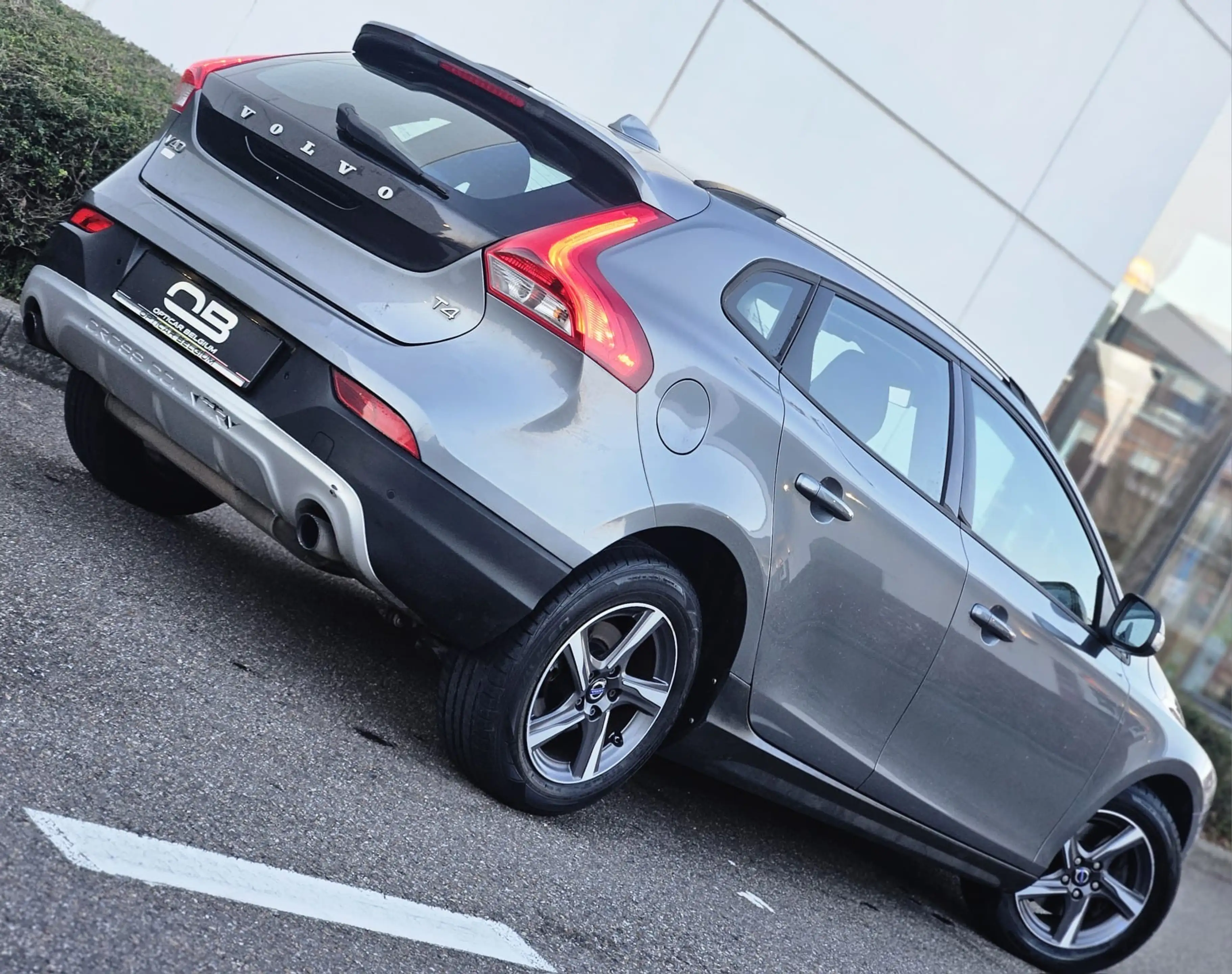 Volvo V40 Cross Country ** 1.6 T4 - Sport - 1 owner - Carpass - Garantie * — photo 2