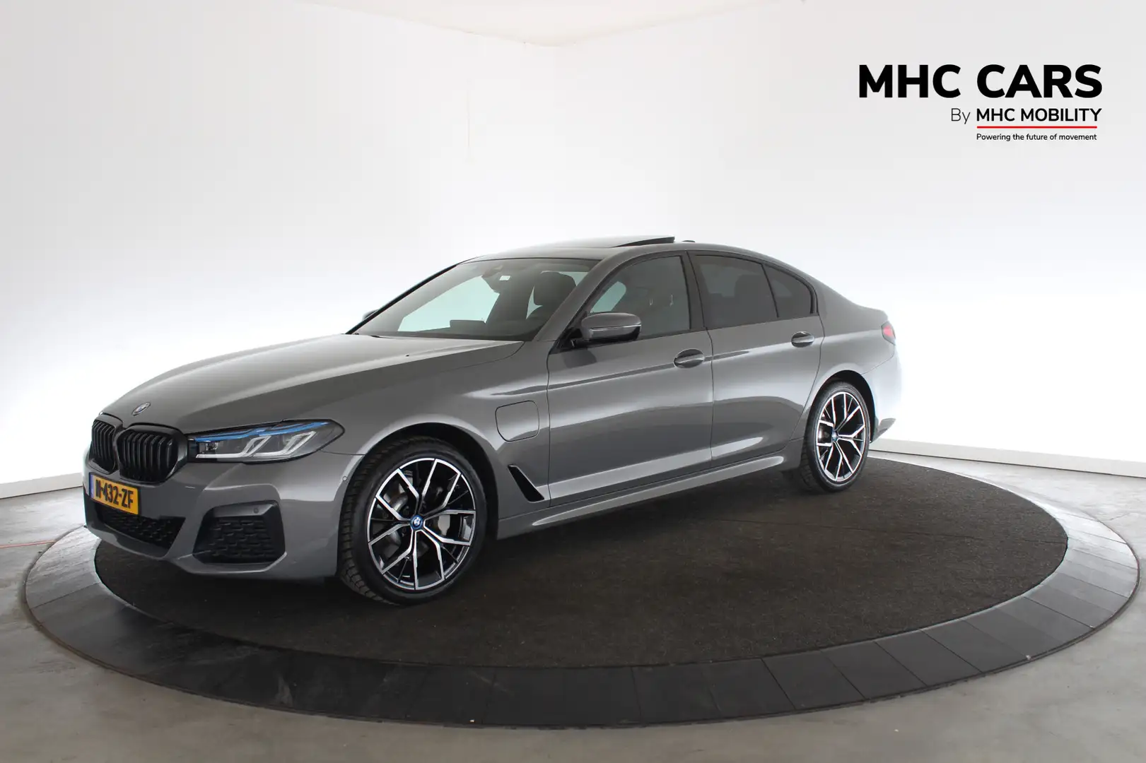 BMW 530 5 Serie SEDAN 530e Business Edition Plus | M-pakke Gri - 1