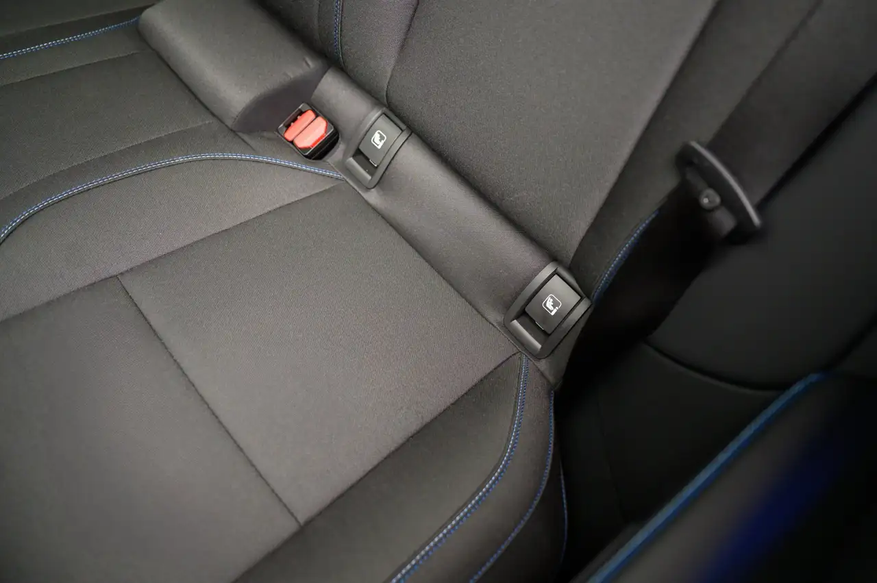 Lynk & Co 01 1.5 261PK Plug-in Hybrid * 360° Camera Pano/dak Ap 34