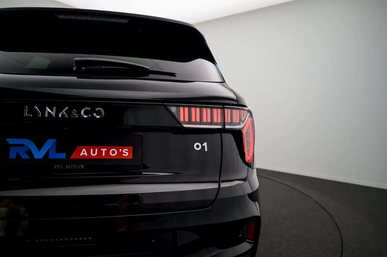 Lynk & Co 01 1.5 261PK Plug-in Hybrid * 360° Camera Pano/dak Ap 28