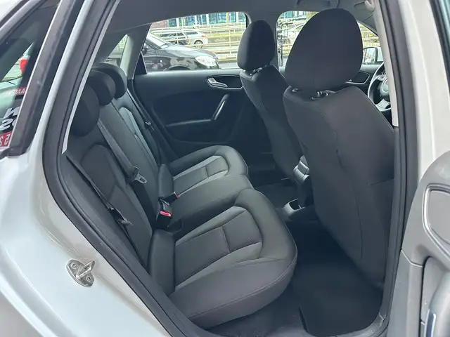 Audi A1 view 12