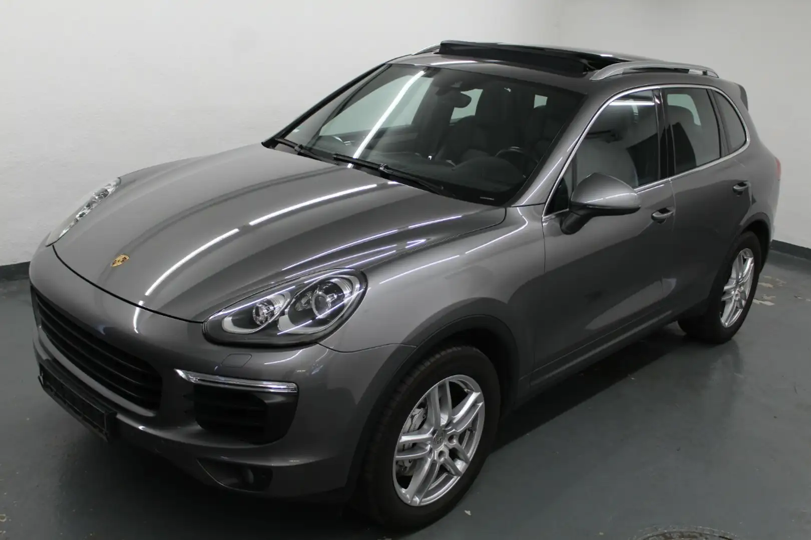 Porsche Cayenne S V8 Diesel Porsche Garantie+Panorama+AHK! Grau - 1
