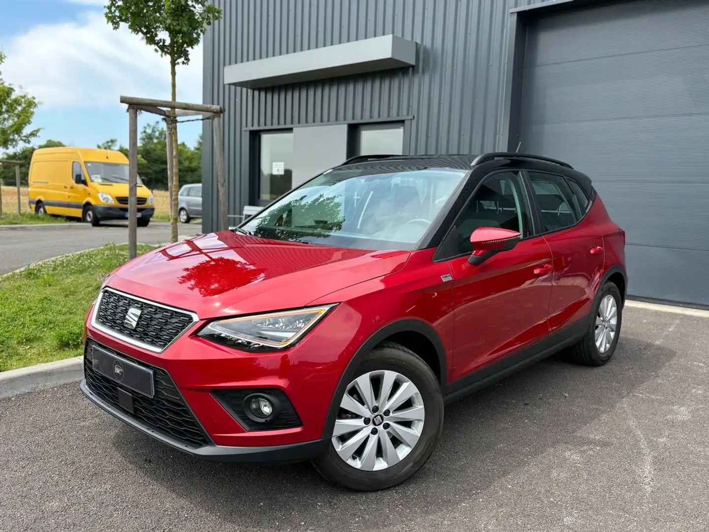 SEAT Arona 1.0 ECO TGI STYLE - 1 ERE MAIN - CAR PLAY - GARANT Rojo - 1