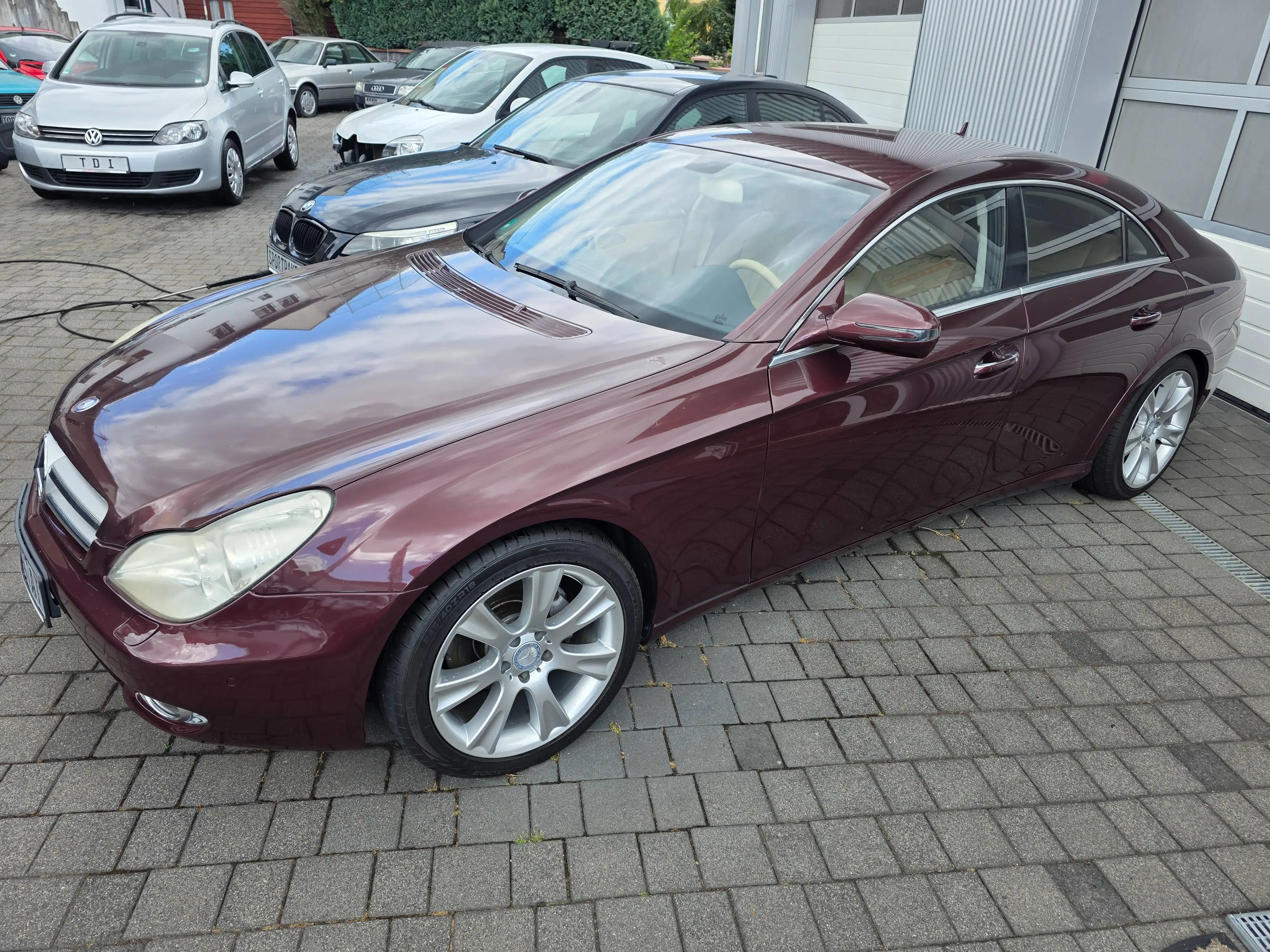 Mercedes-Benz CLS 320 CLS 320 / 350 CDI (219.322) Top gepflegt gute Aussattung