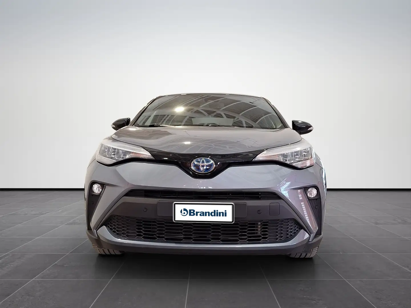 Toyota C-HR 2.0 Hybrid More Business Gris - 2