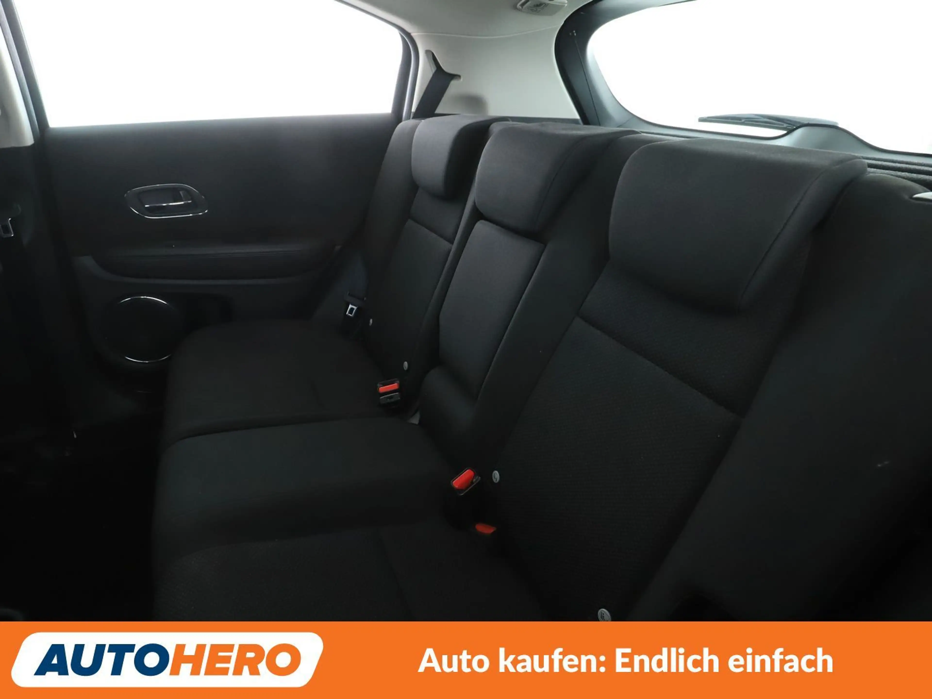 Honda HR-V 1.5 i-VTEC Elegance*TEMPO*PDC*SHZ*AHK*KLIMA* — photo 14
