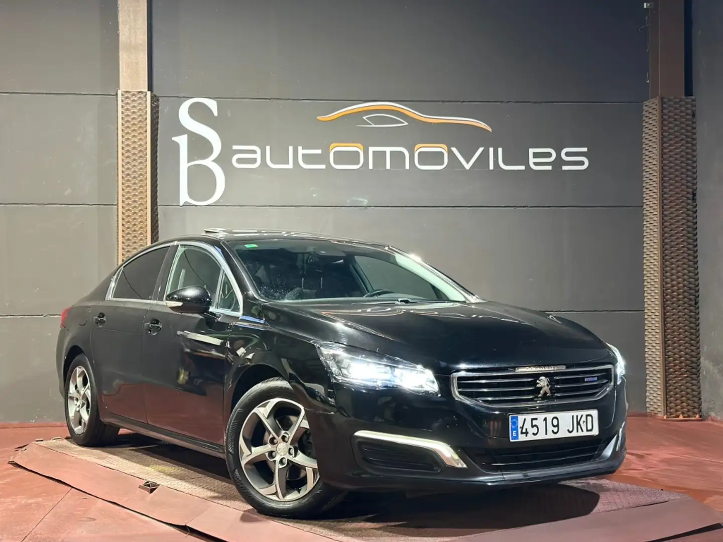 Peugeot 508 2.0BlueHDI Active 150 Negro - 1