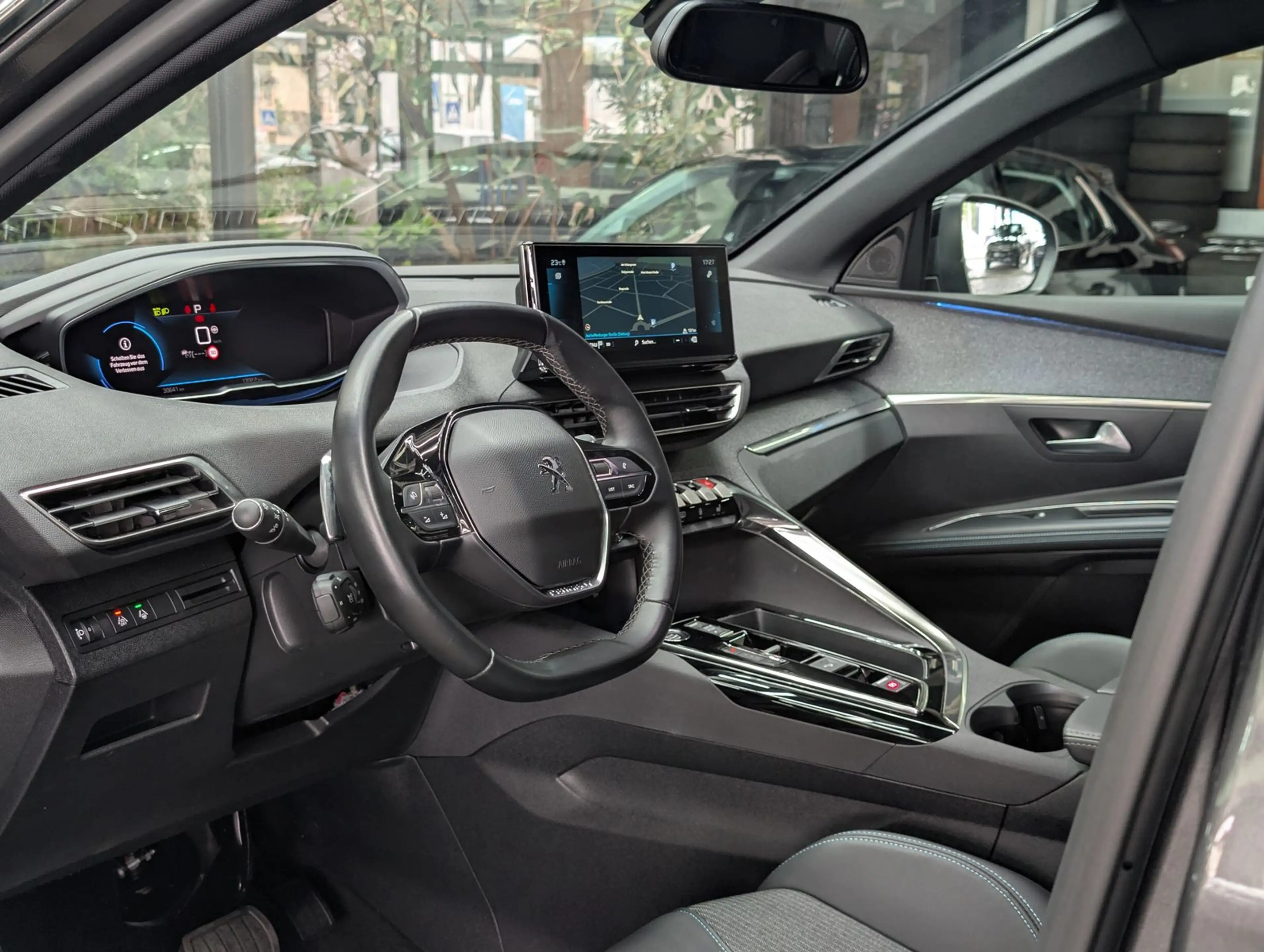 Peugeot 5008 Allure Pack ACC 180° LED Leder 7-Sitz AHK — photo 11
