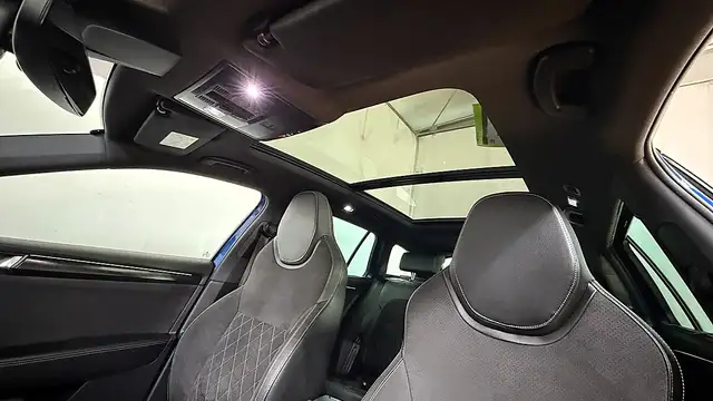 Skoda Superb view 9