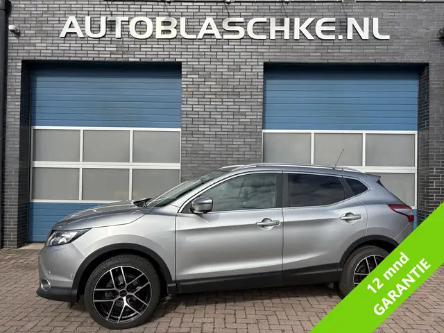 2016 Nissan Qashqai in Grey for sale