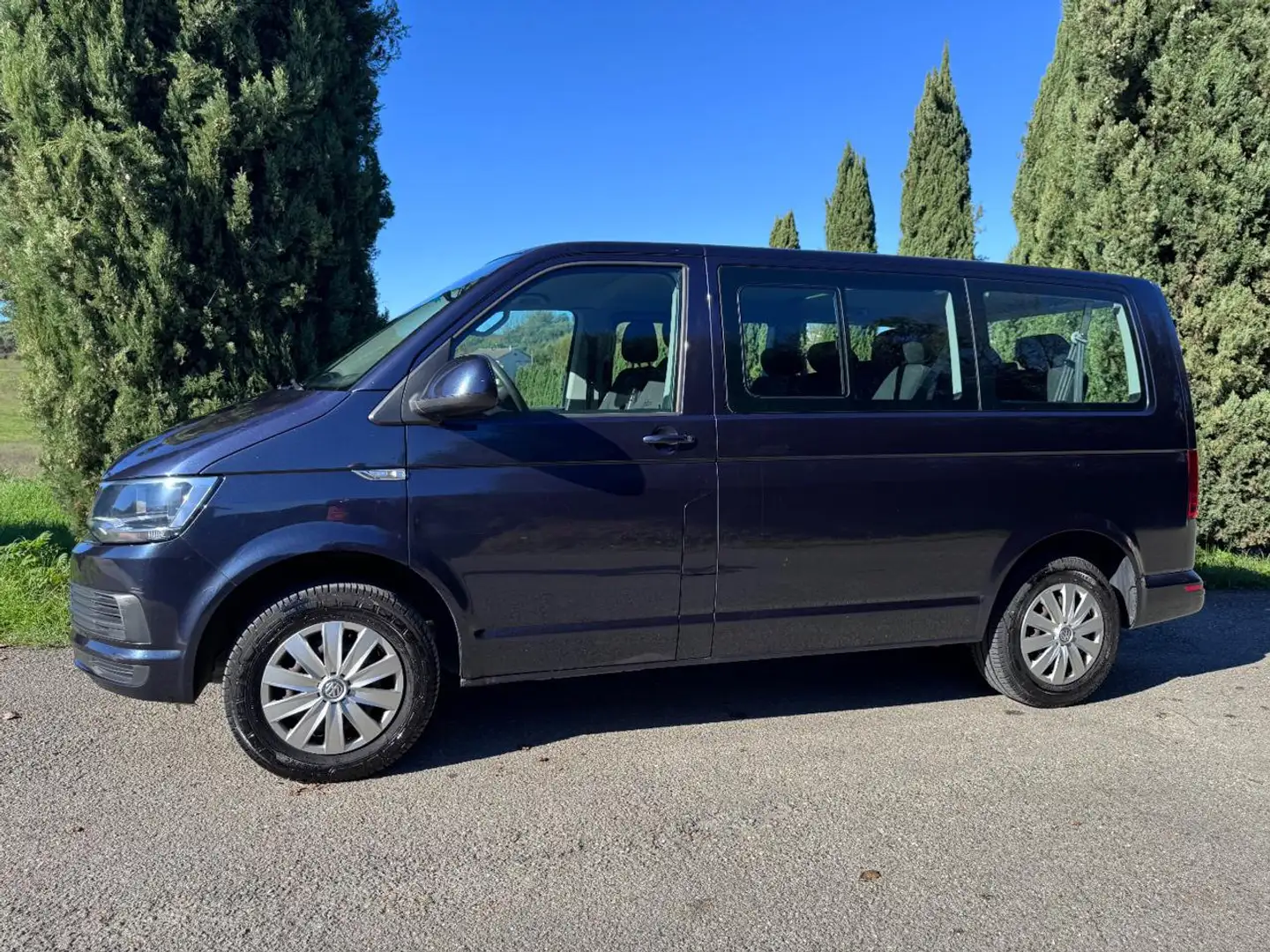 Volkswagen T6 Caravelle 2.0 TDI 150CV 9posti+tagliandi certificati. Blu/Azzurro - 1