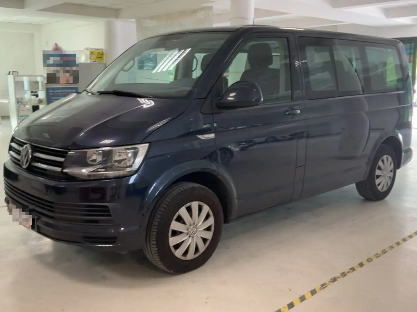 Volkswagen T6 Caravelle 2.0 TDI 150CV 9posti+tagliandi certificati. Bleu - 2