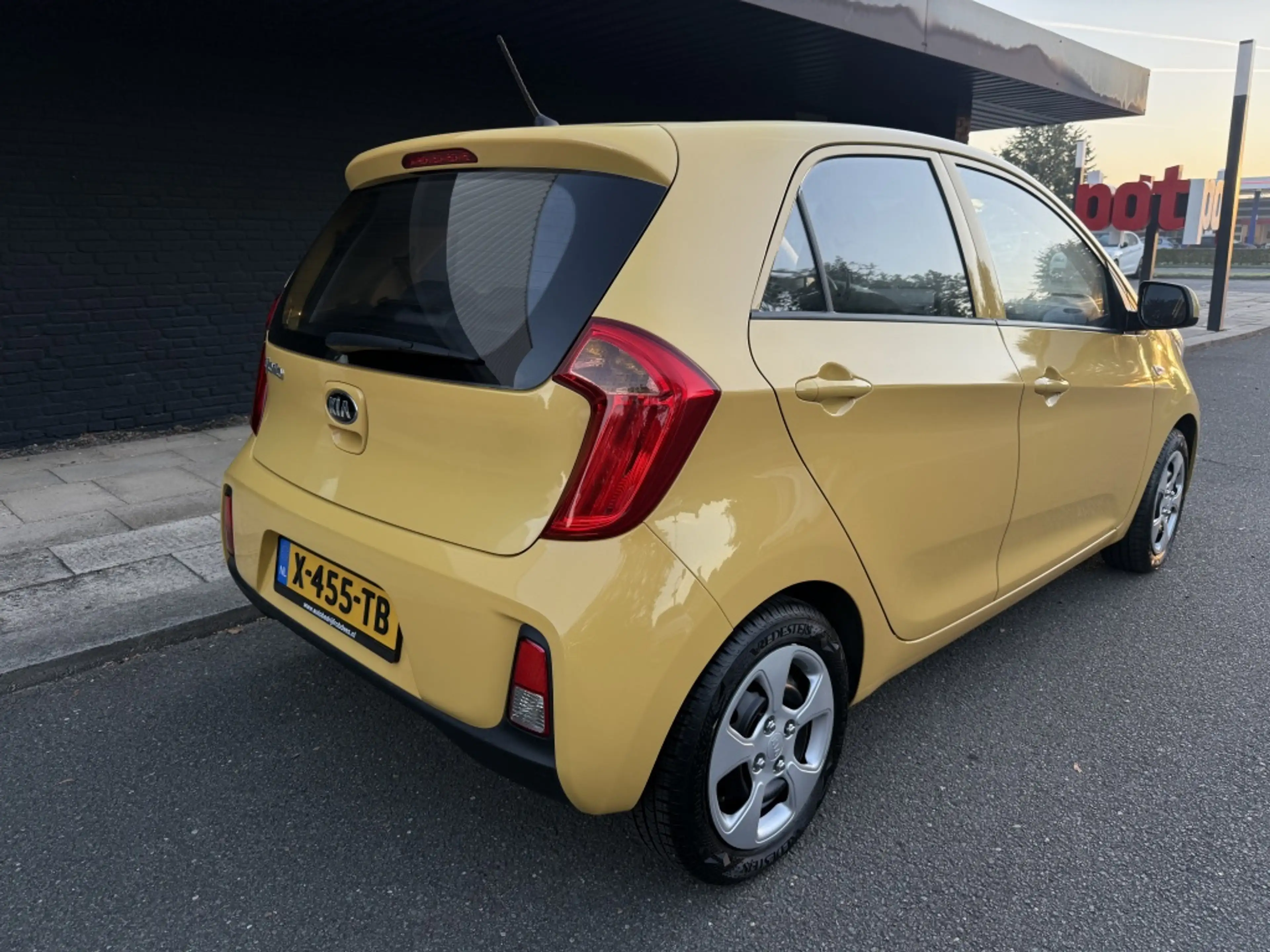 Kia Picanto 1.0 CVVT Ecoline plus — photo 22