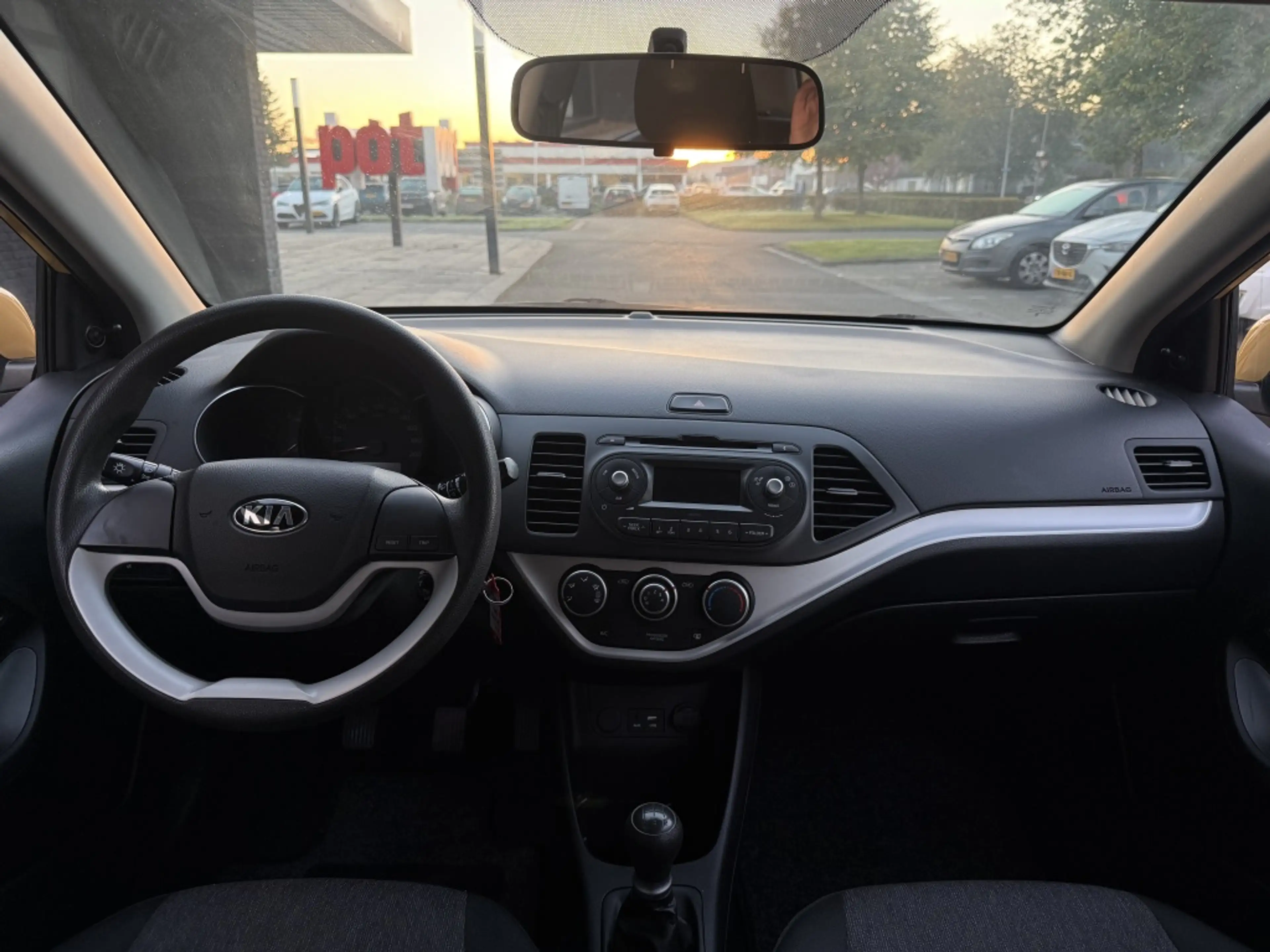 Kia Picanto 1.0 CVVT Ecoline plus — photo 6
