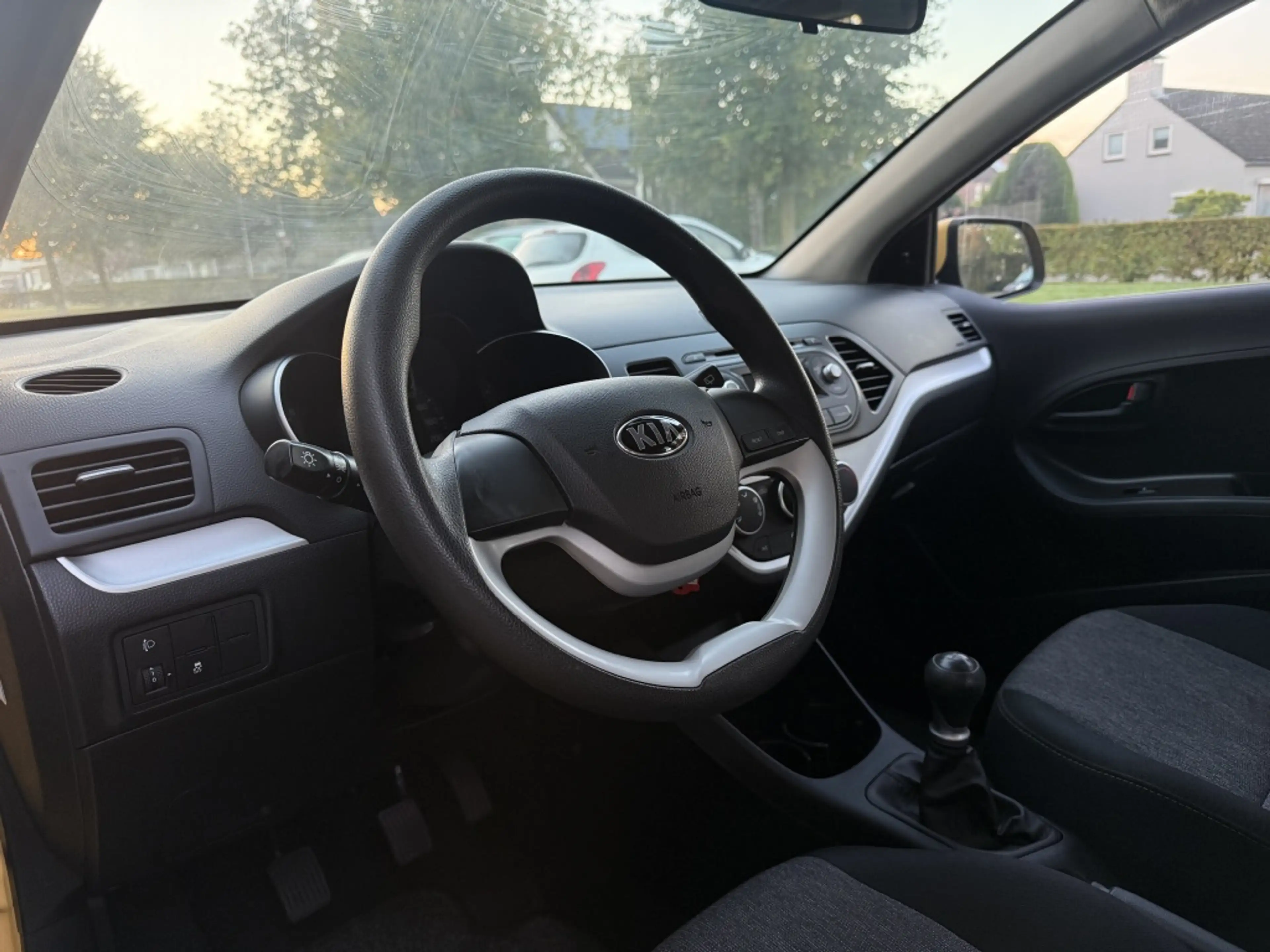 Kia Picanto 1.0 CVVT Ecoline plus — photo 5