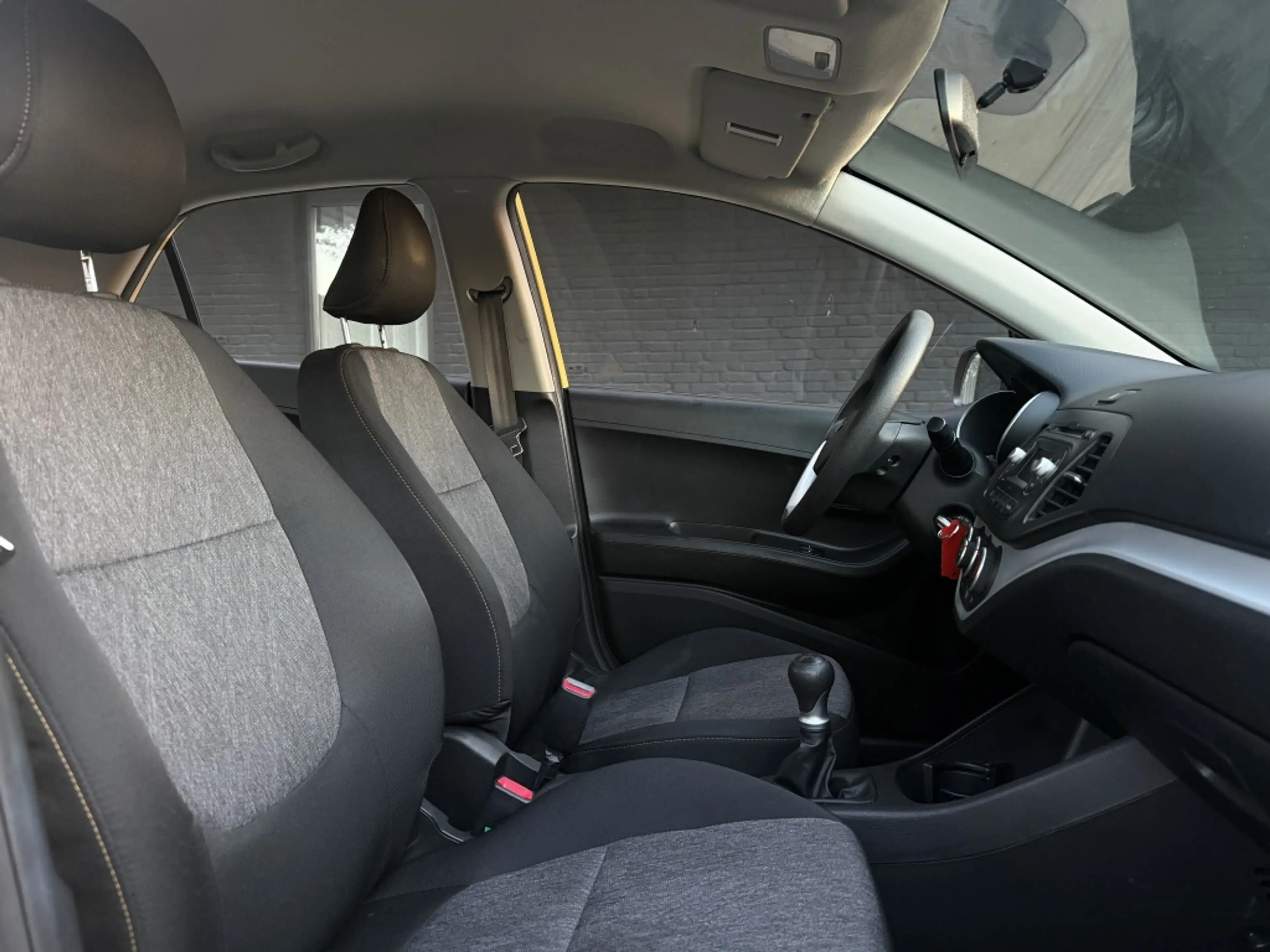 Kia Picanto 1.0 CVVT Ecoline plus — photo 2