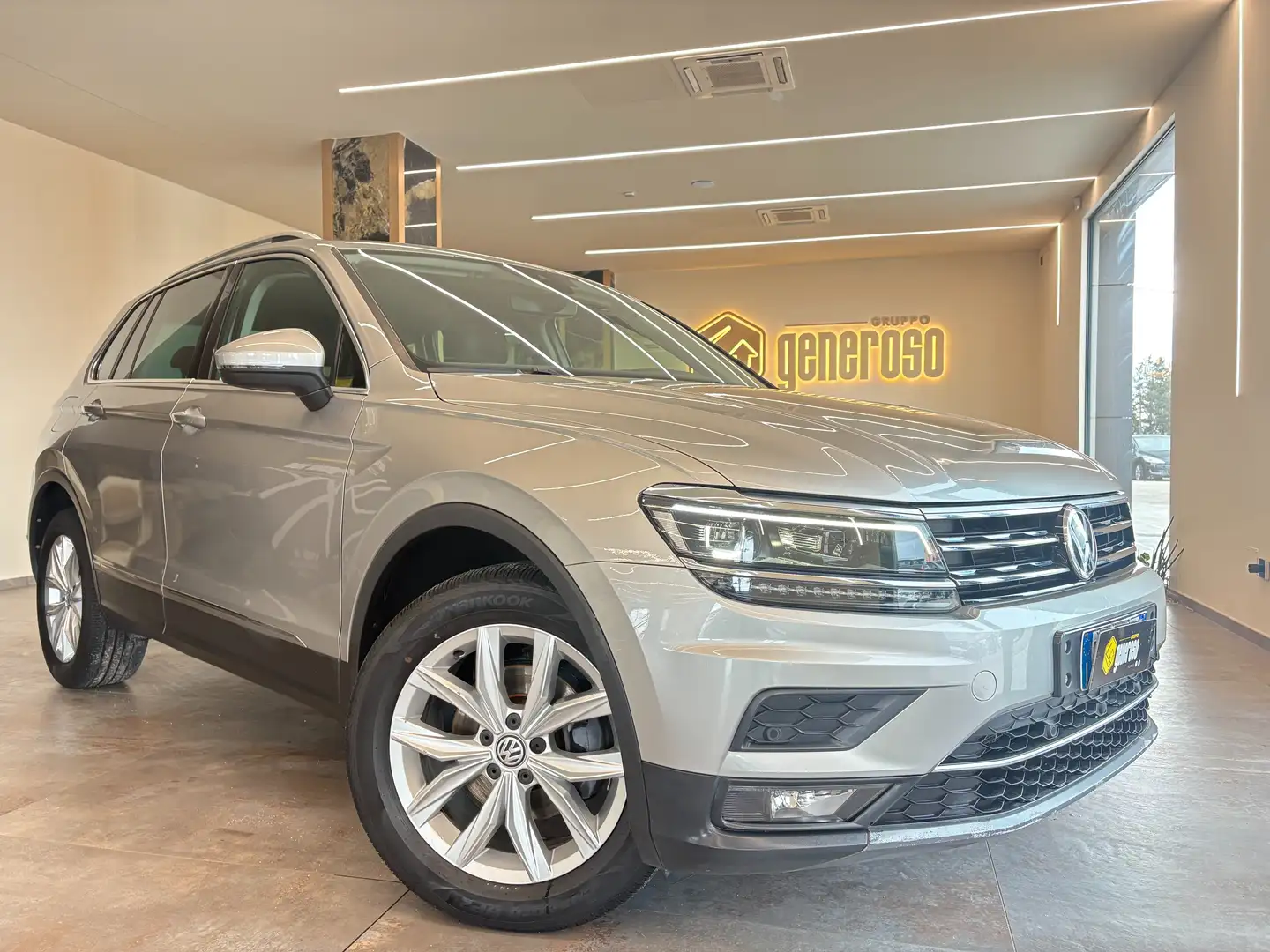 Volkswagen Tiguan 2.0 tdi Style 4motion 150cv dsg Grigio - 1