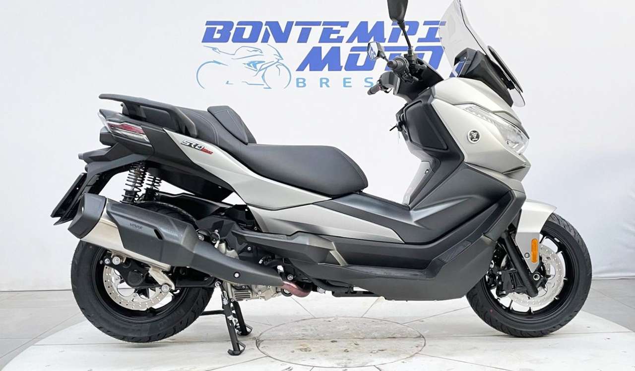 Voge SR4 Max 350 2024 - NUOVO IN PRONTA CONSEGNA