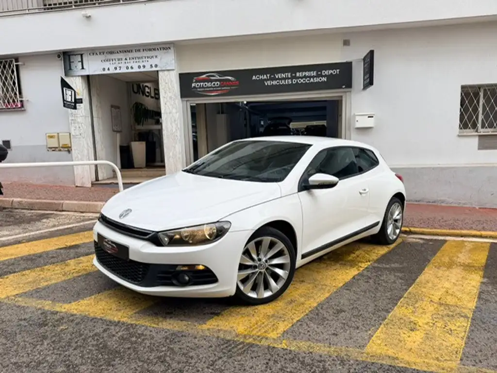 Volkswagen Scirocco 2013 из Европы — купить под ключ
