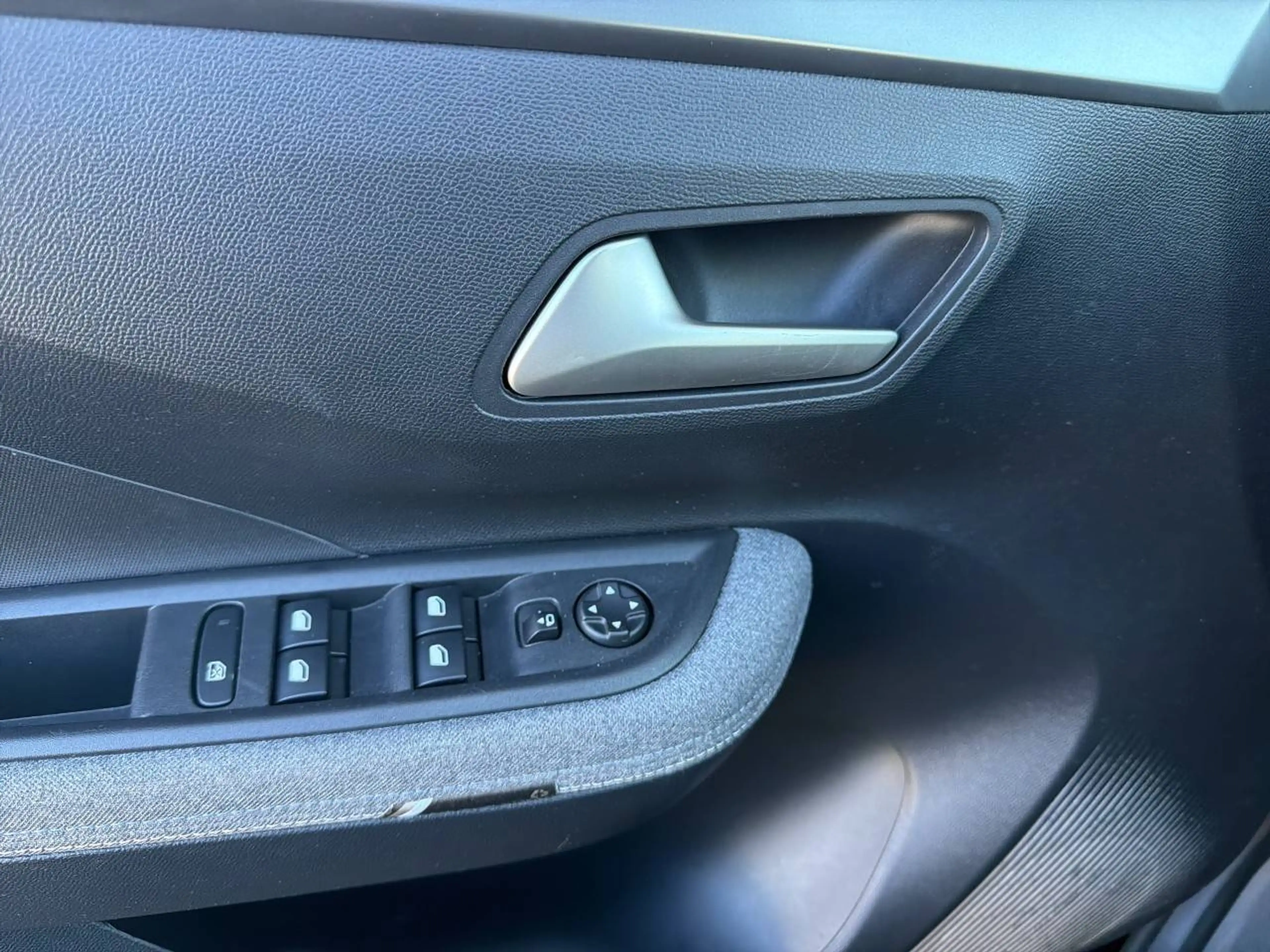 Opel Frontera GS 1.2 81 kW Navi Kamera Sitzheizung — photo 15