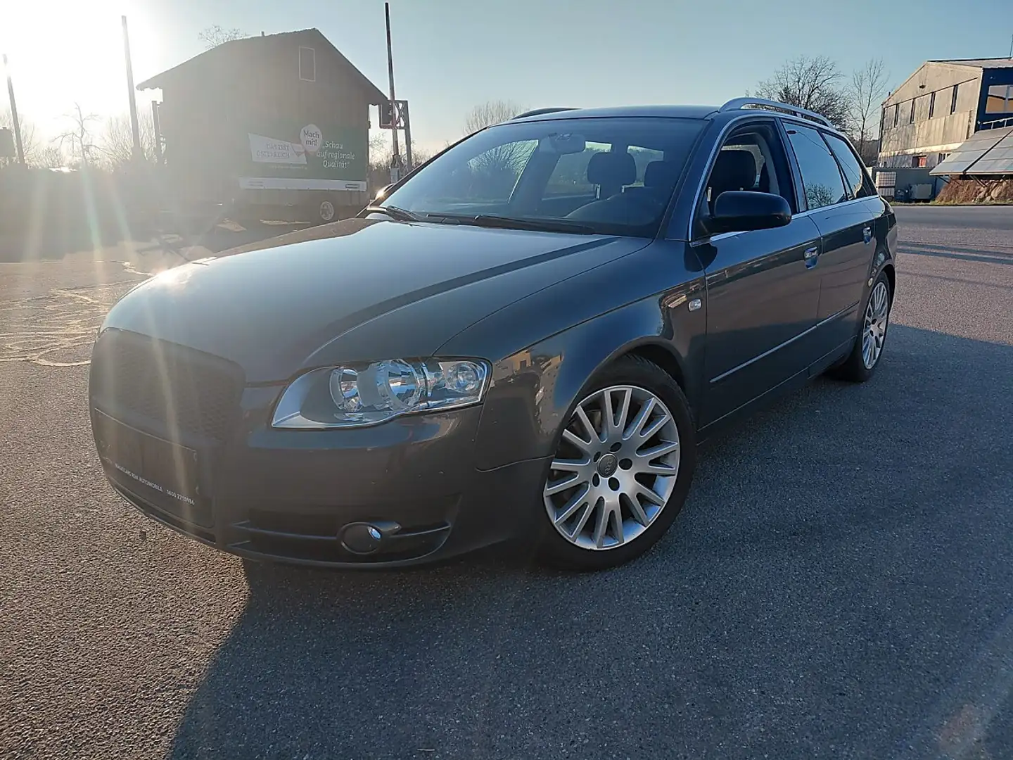 Audi A4 Avant 1,9 TDI DPF Komfort Edition Silber - 2