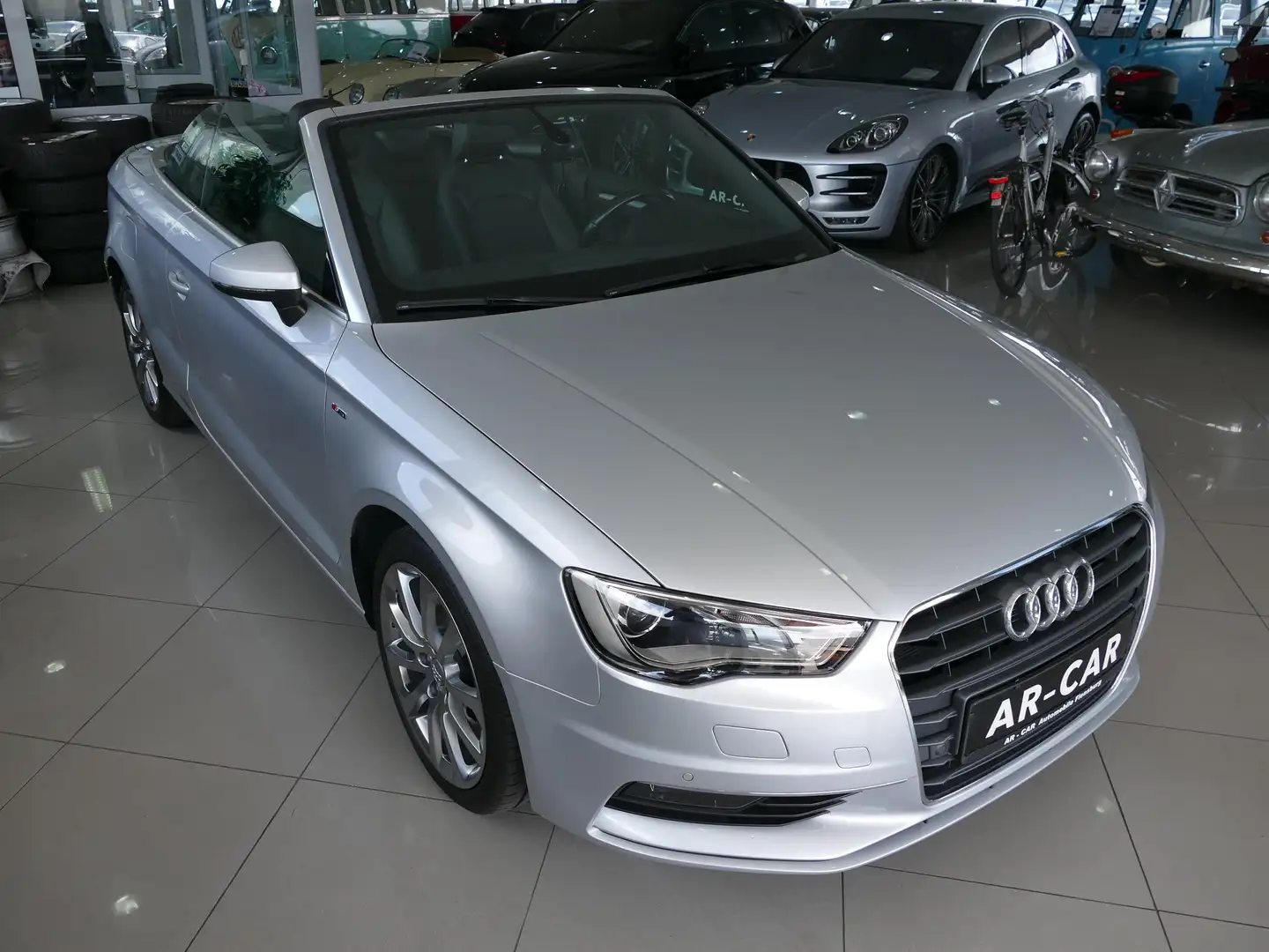 Audi A3 1.4 TFSI Cabrio Ambiente - Klimaautomatik Xenon Te Silber - 2