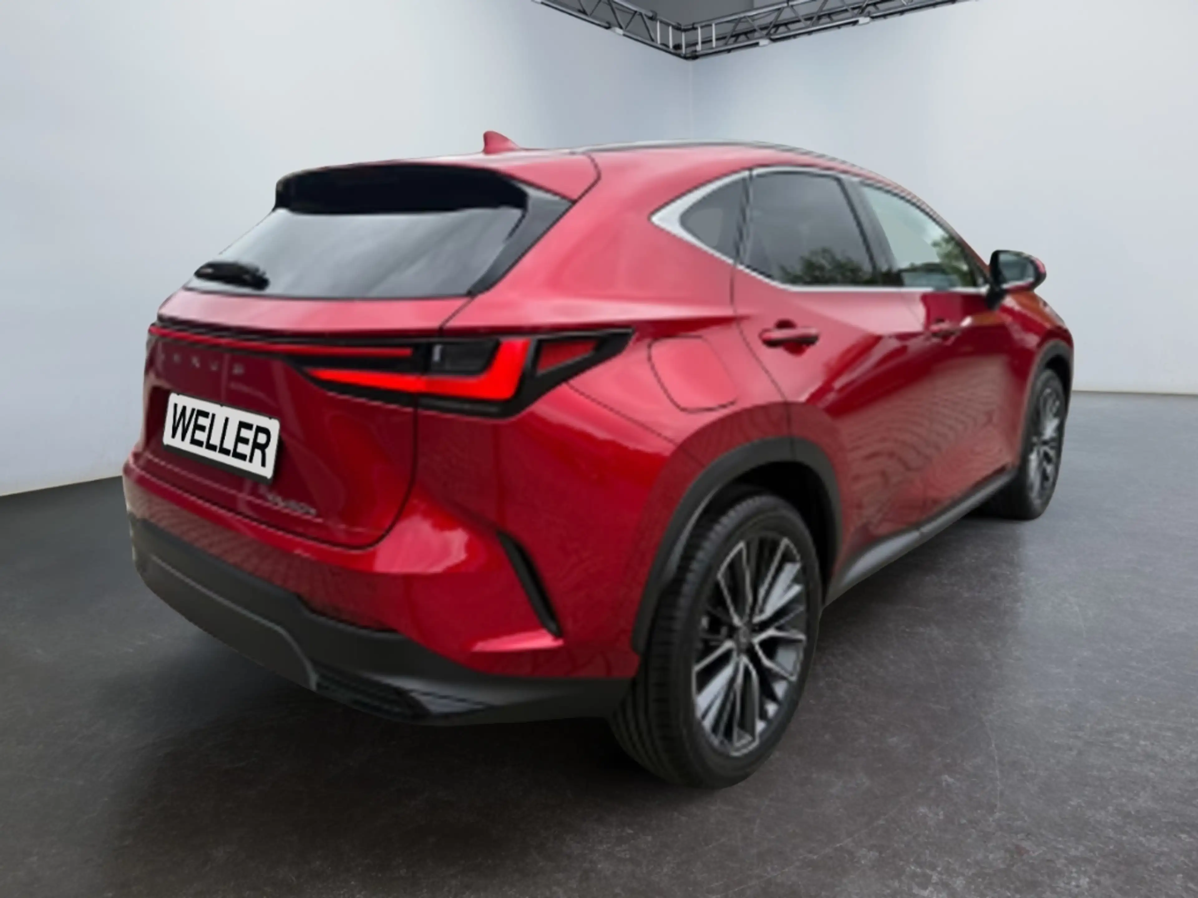 Lexus NX 450h+ Plug in Hybrid F-Sport — photo 5